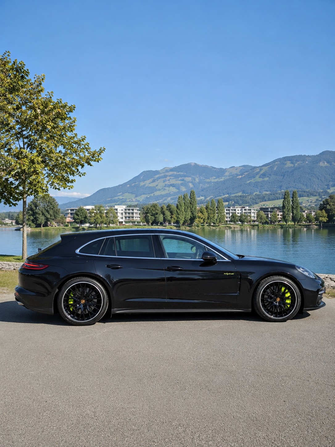 PORSCHE 4.0 V8 Turbo S E-Hybrid Sport Turismo-image-2