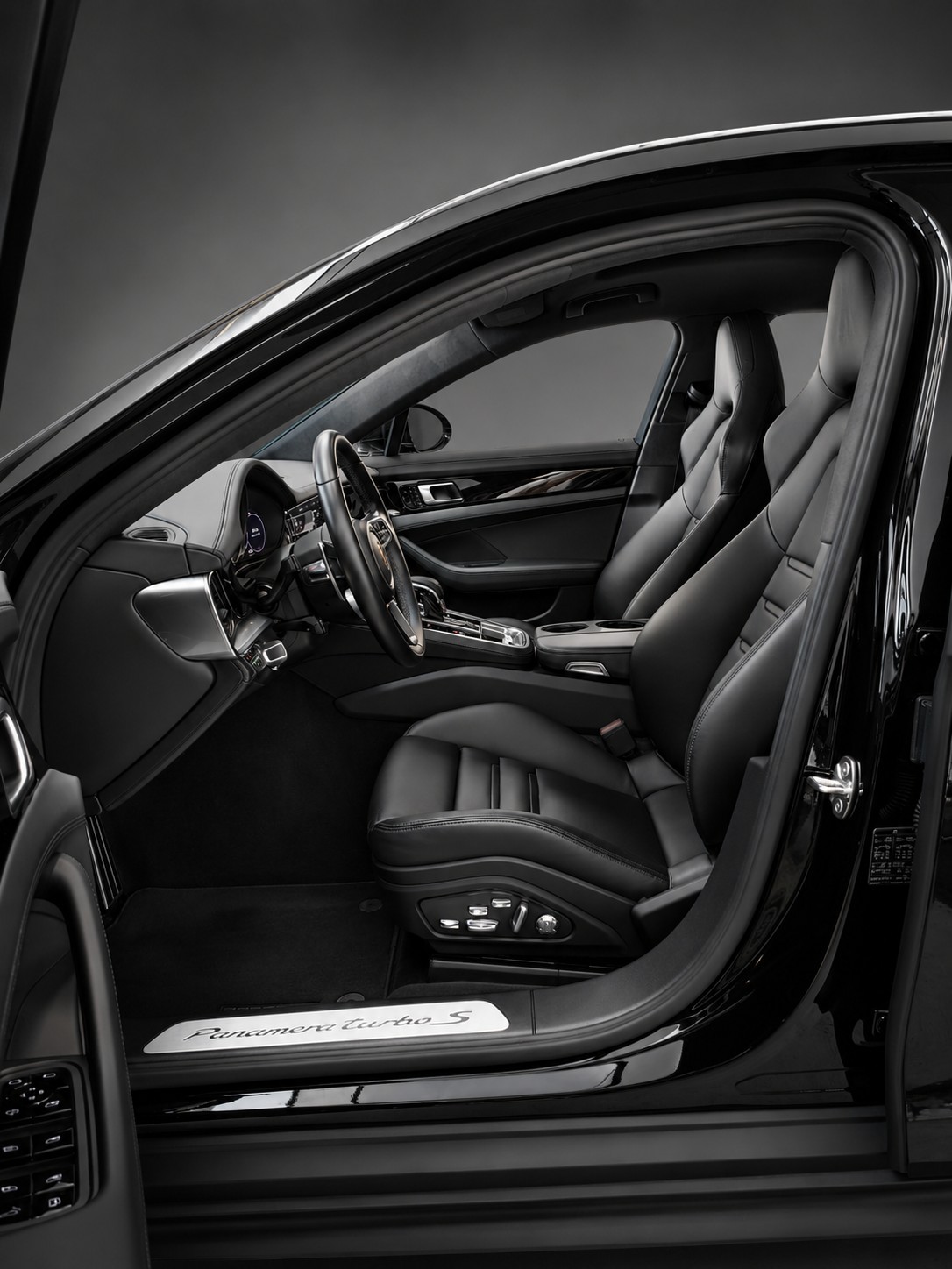 PORSCHE 4.0 V8 Turbo S E-Hybrid Sport Turismo-image-9