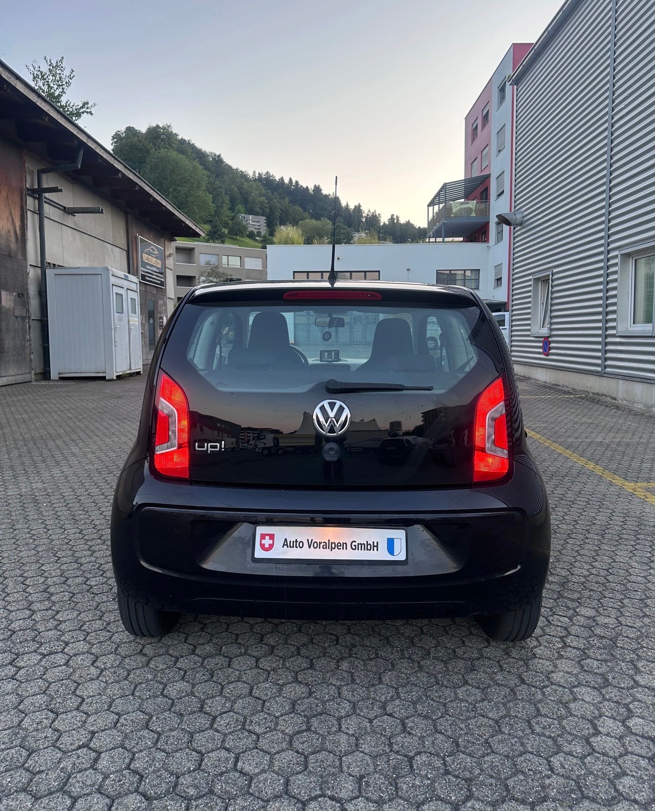 VW Up 1.0 move up, Navigation, Bluetooth, 8 Fach Komplett Räder, Frisch ab MFK 14.4.2026-image-5