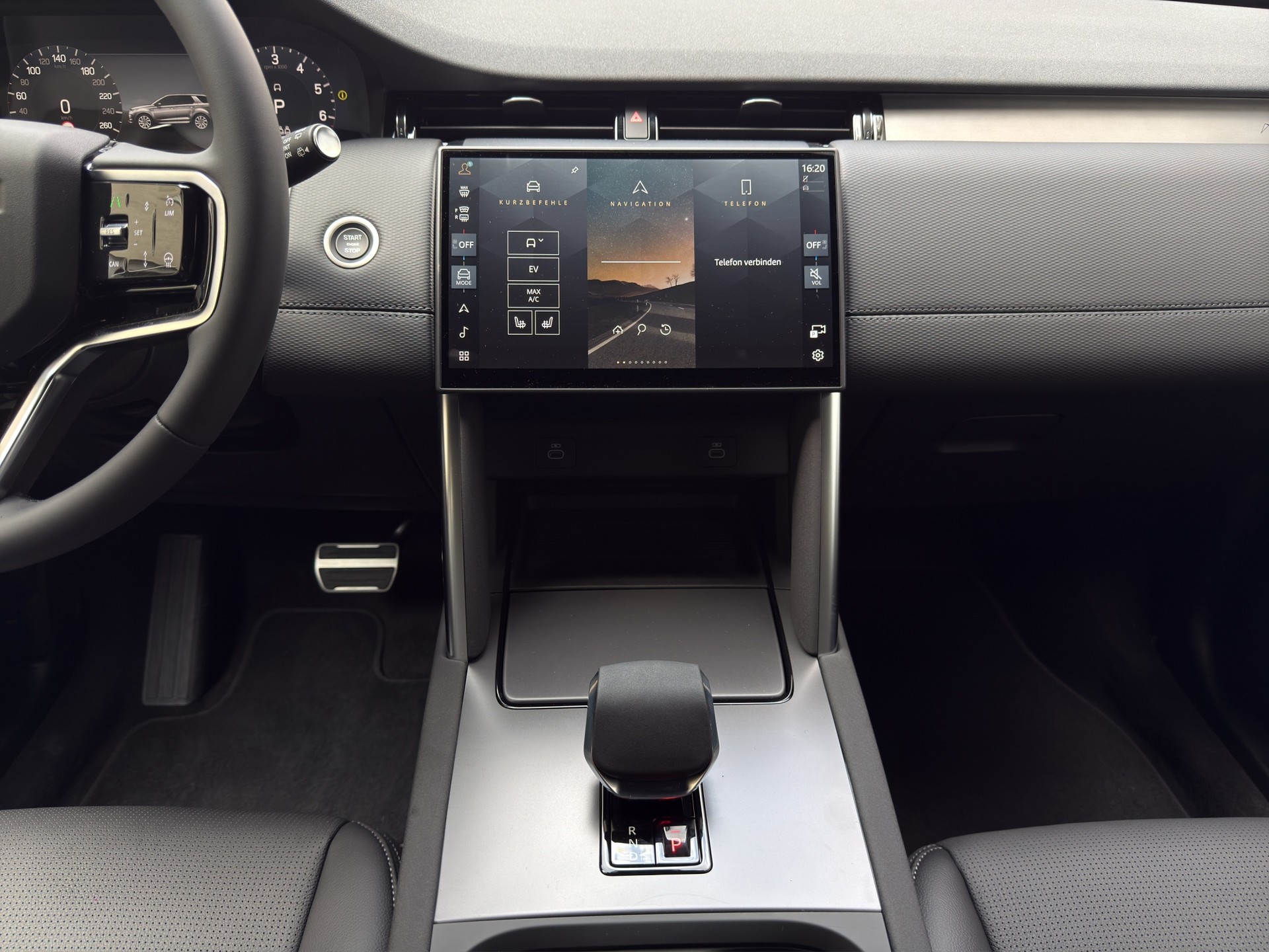 LAND ROVER Discovery Sport 1.5 T 270e Landmark-image-6