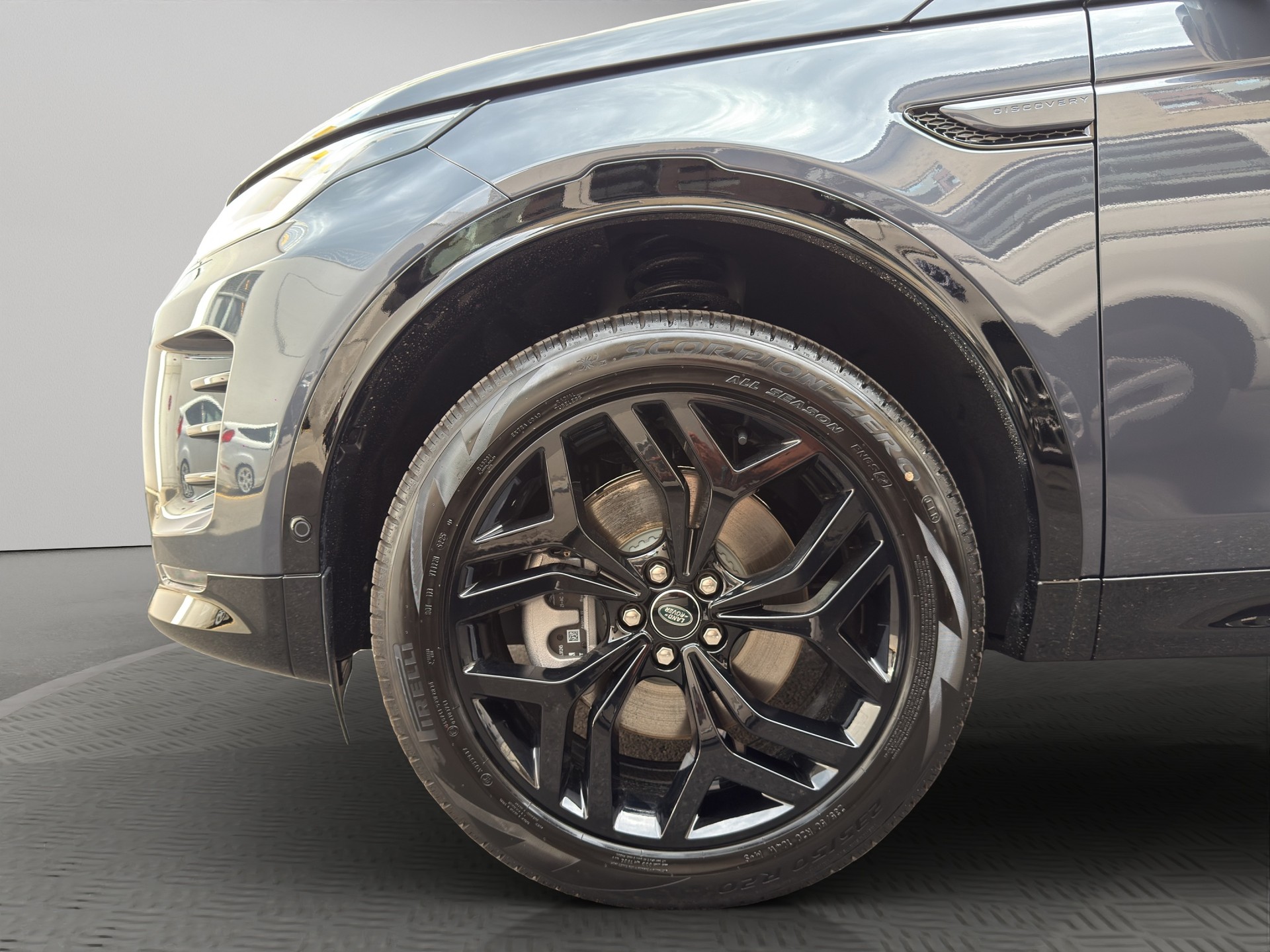 LAND ROVER Discovery Sport 1.5 T 270e Landmark-image-18