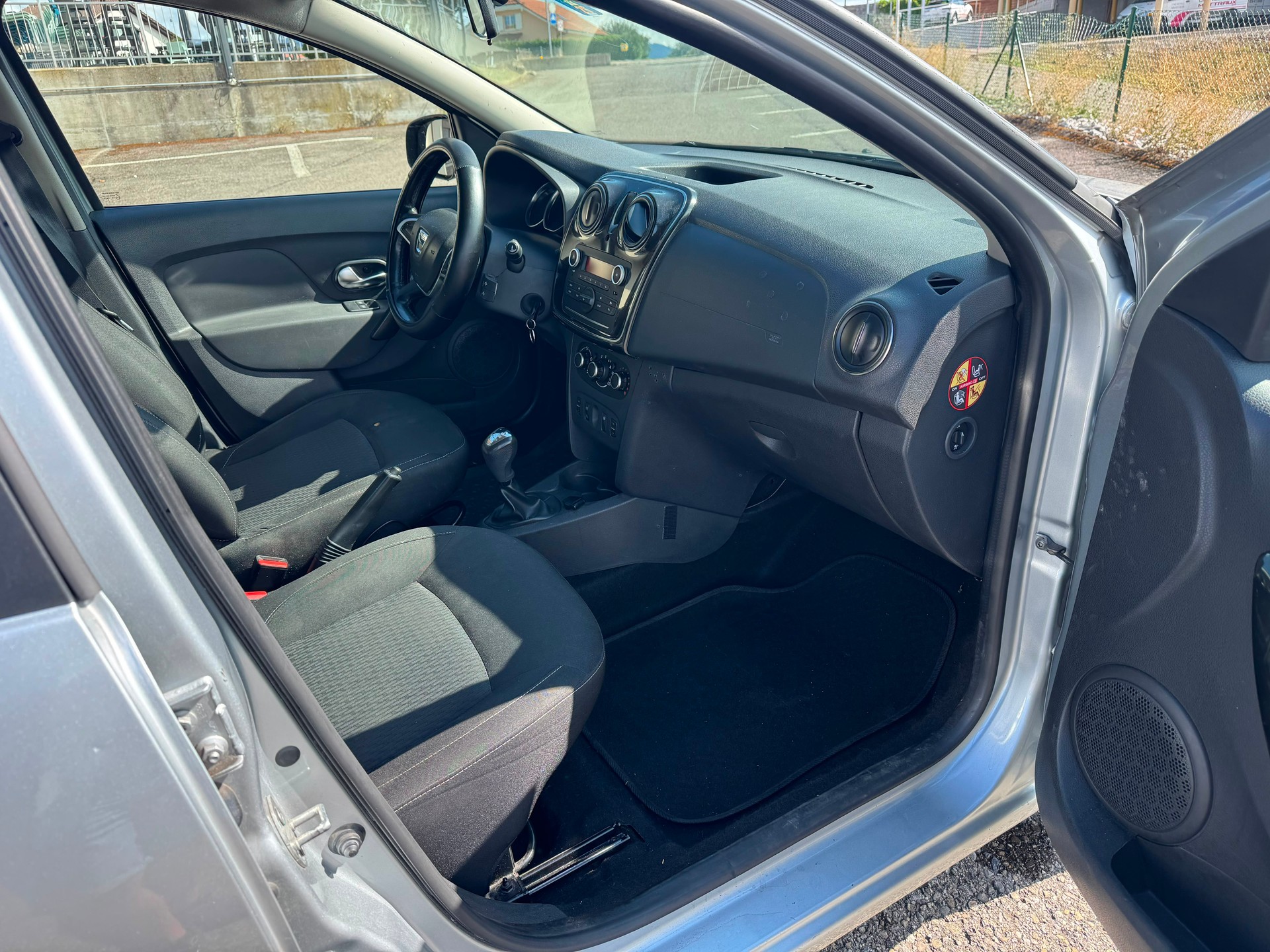 DACIA Logan MCV 0.9 Ultimate-image-7