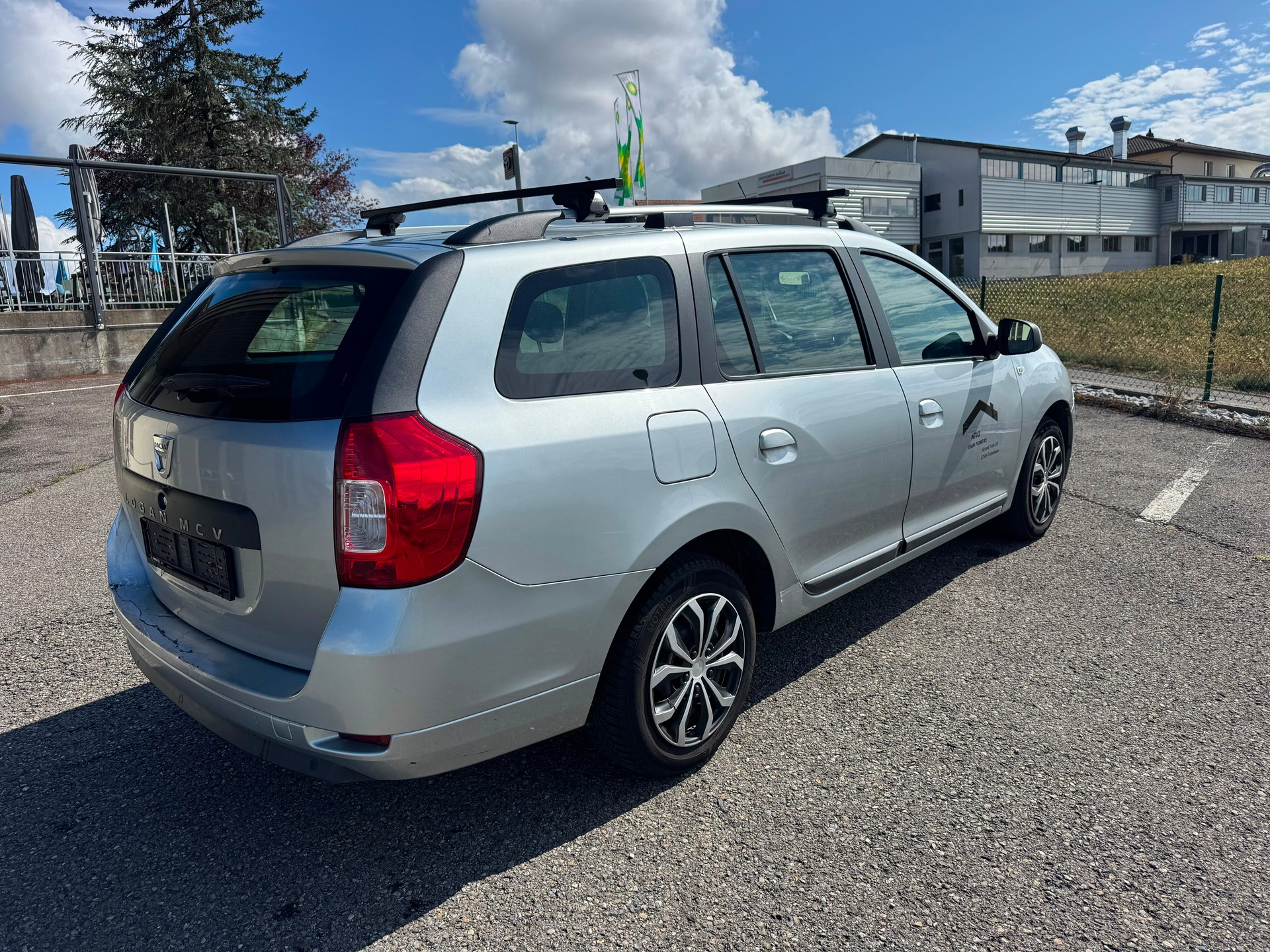 DACIA Logan MCV 0.9 Ultimate-image-5
