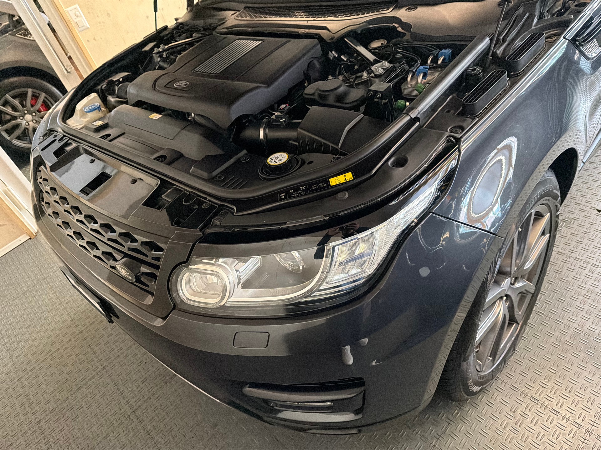 LAND ROVER Range Rover Sport 4.4 SDV8 HSE Automatic-image-15