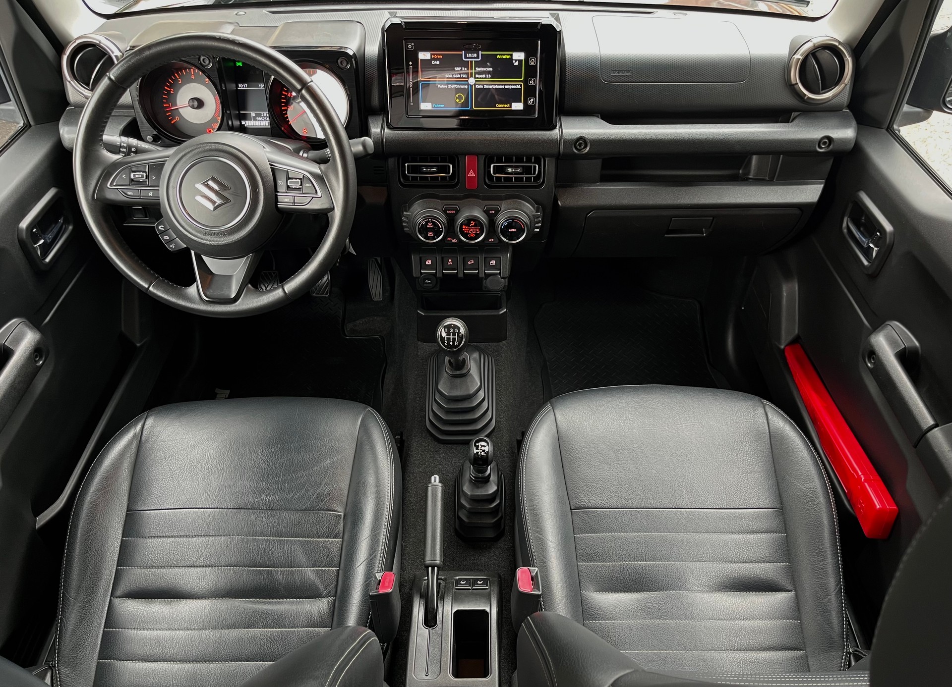 SUZUKI Jimny 1.5 Compact Top 4x4-image-9