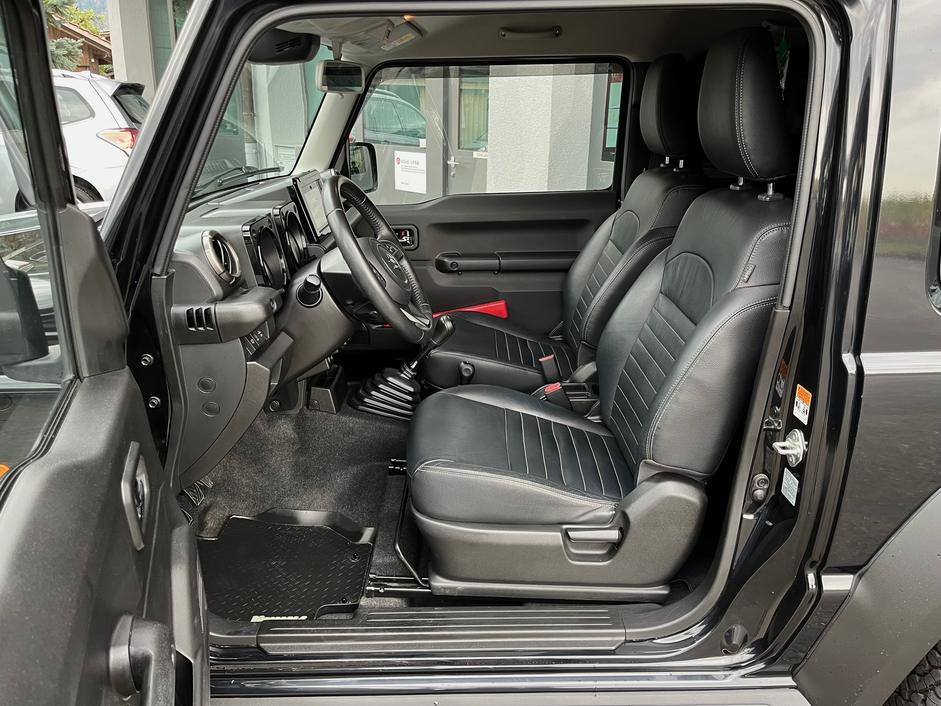 SUZUKI Jimny 1.5 Compact Top 4x4-image-8