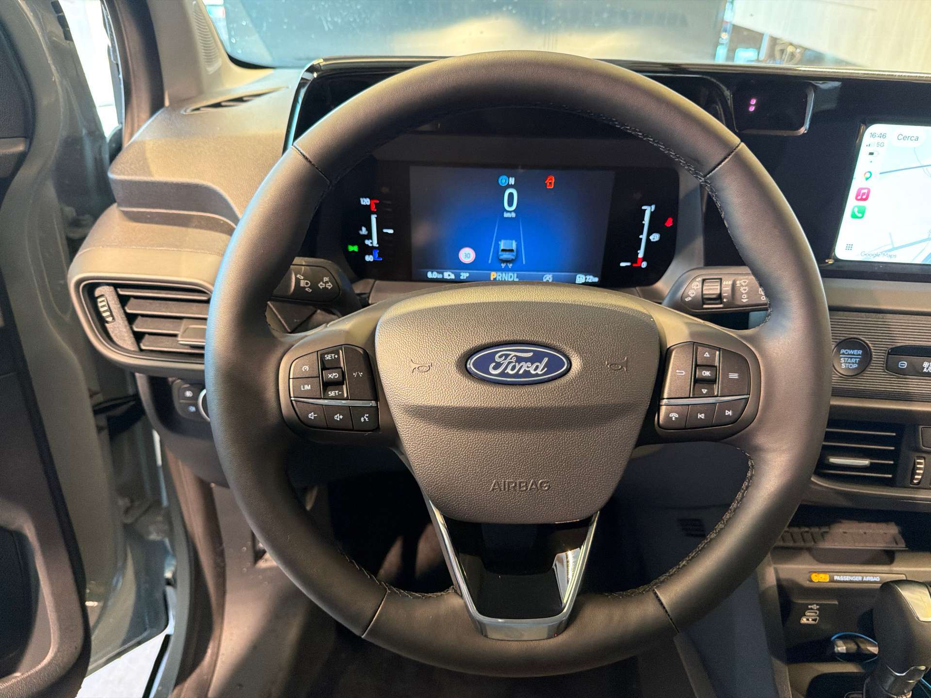 FORD Tourneo Courier 1.0 EcoBoost Titanium Automat-image-15