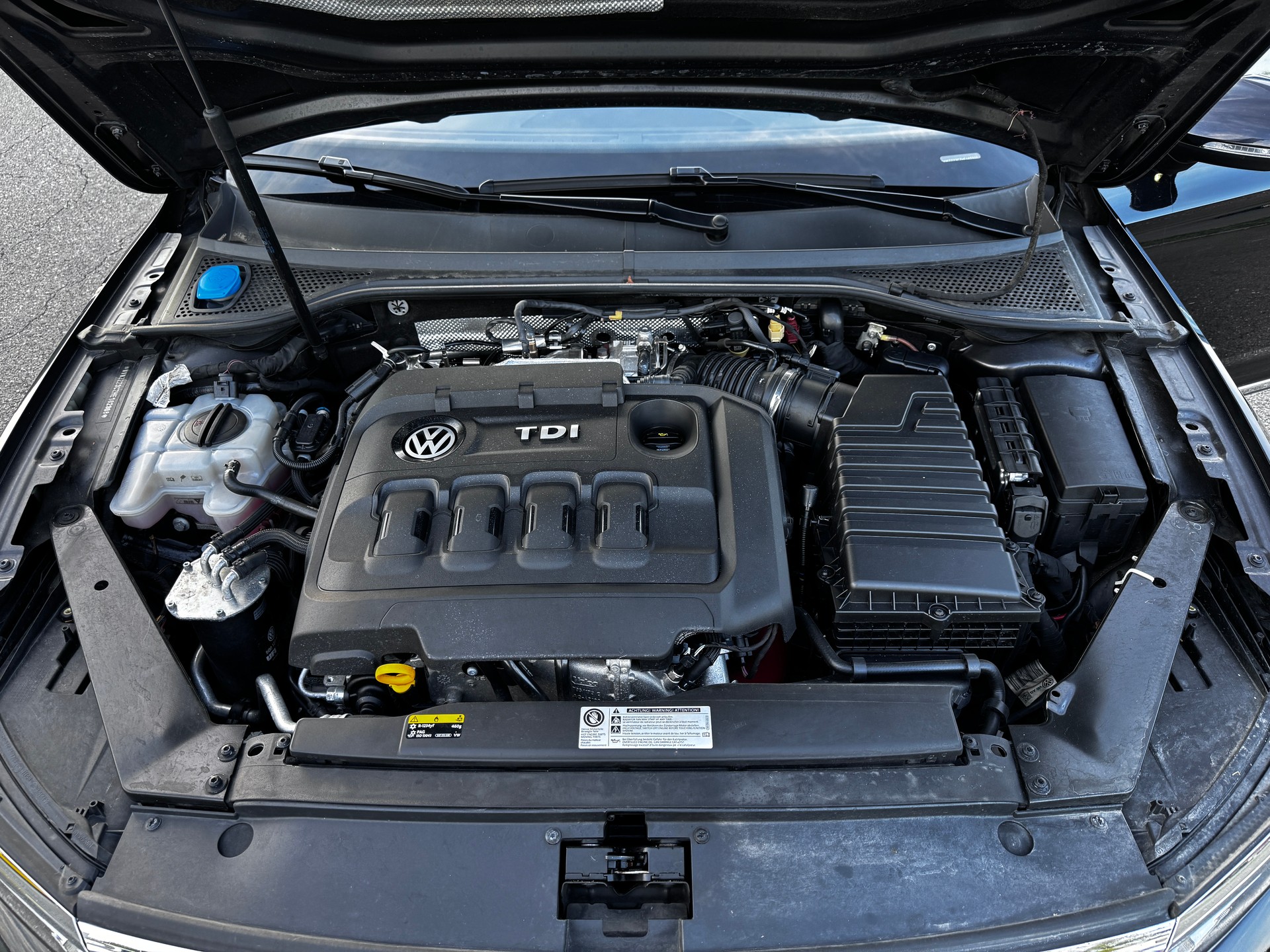 VW Passat Variant 2.0 TDI 240 BMT Highl. DSG 4Motion (Kombi)-image-9