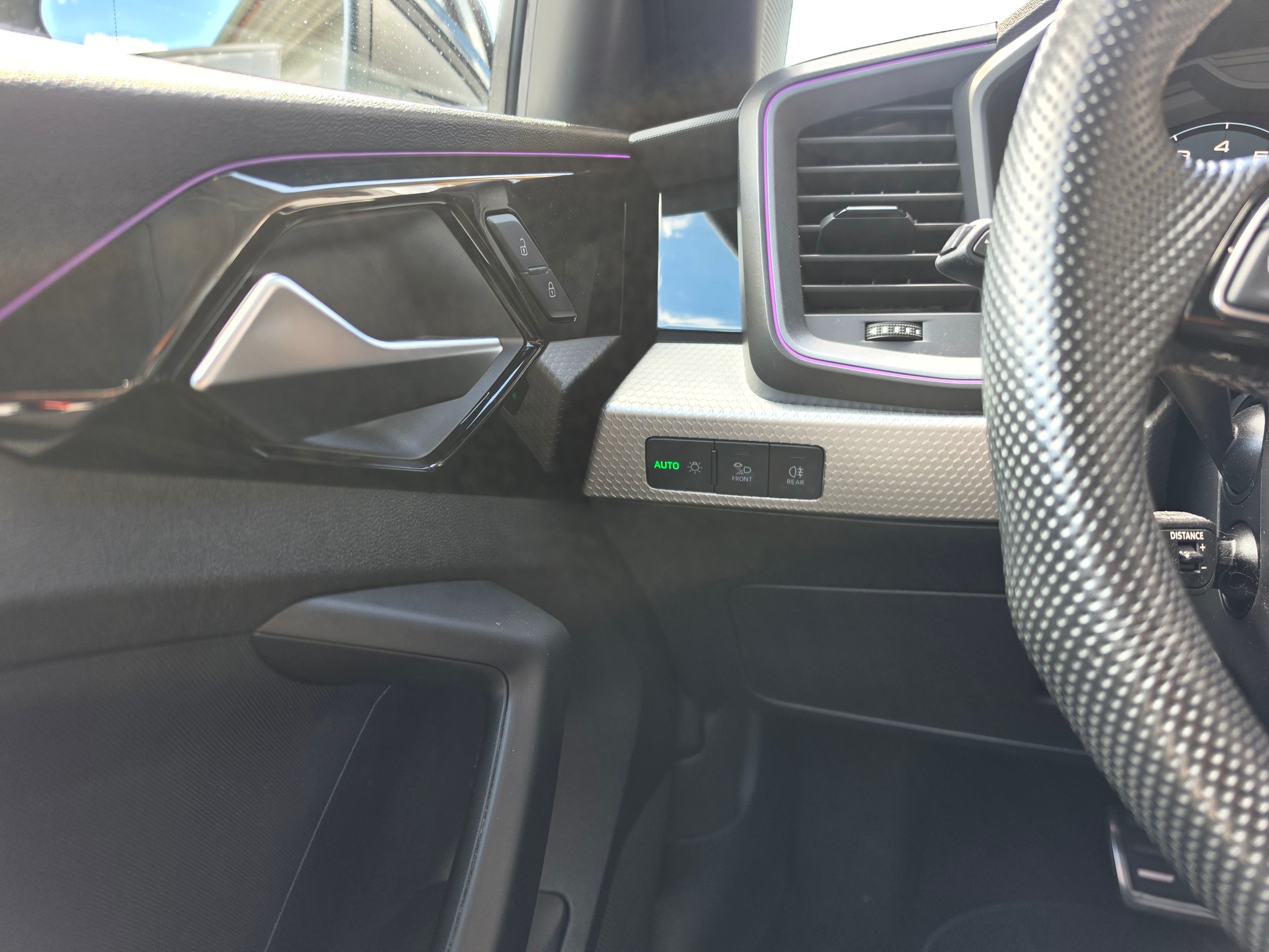 AUDI A1 Sportback 30 TFSI advanced Attraction S-tronic-image-10