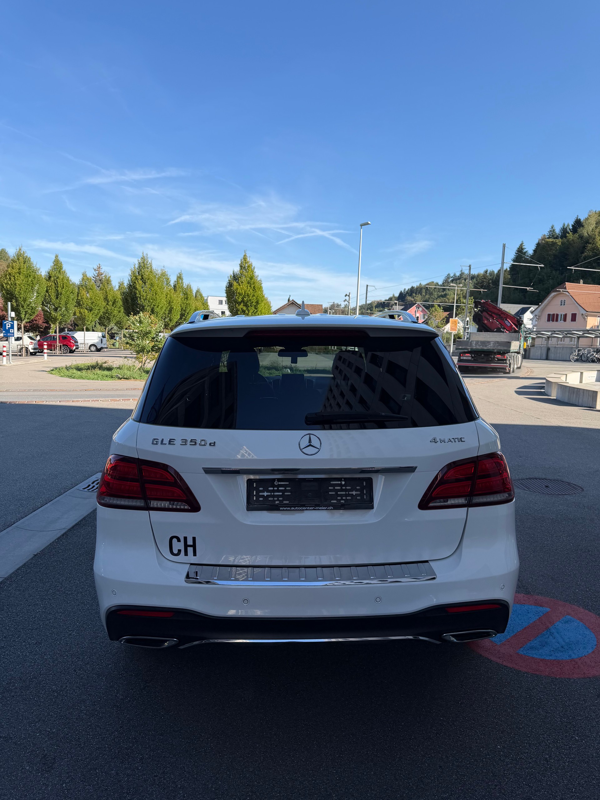 MERCEDES-BENZ GLE 350 d 4Matic 9G-Tronic-image-4