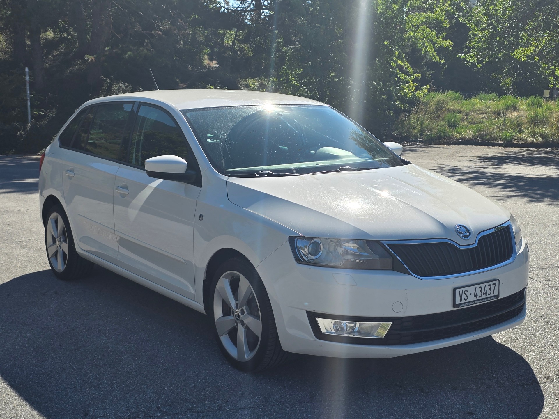 SKODA 1.4 TSI Elegance DSG-image-2