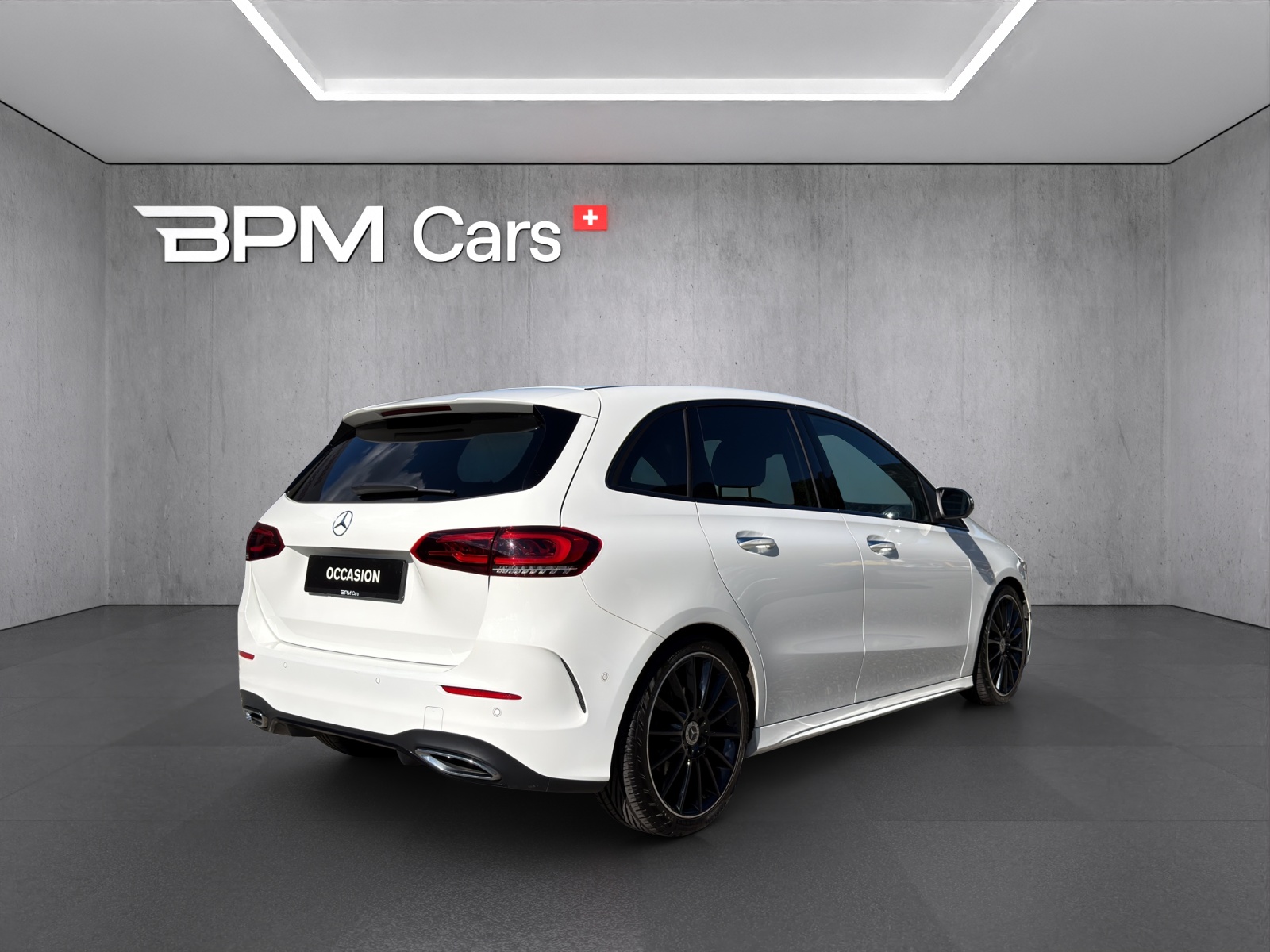 MERCEDES-BENZ Classe B W247 B 220 d AMG Line-showroom-element-3