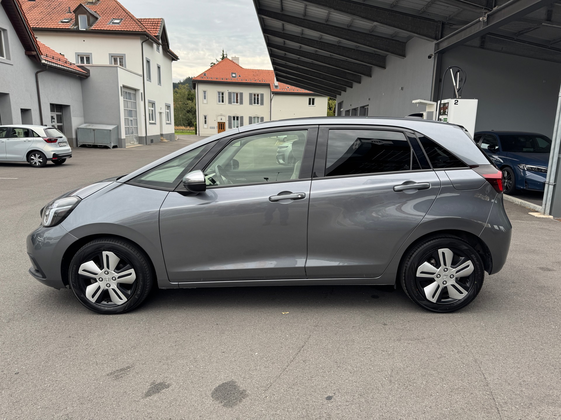 HONDA Jazz 1.5i-MMD Executive E-CVT-image-10