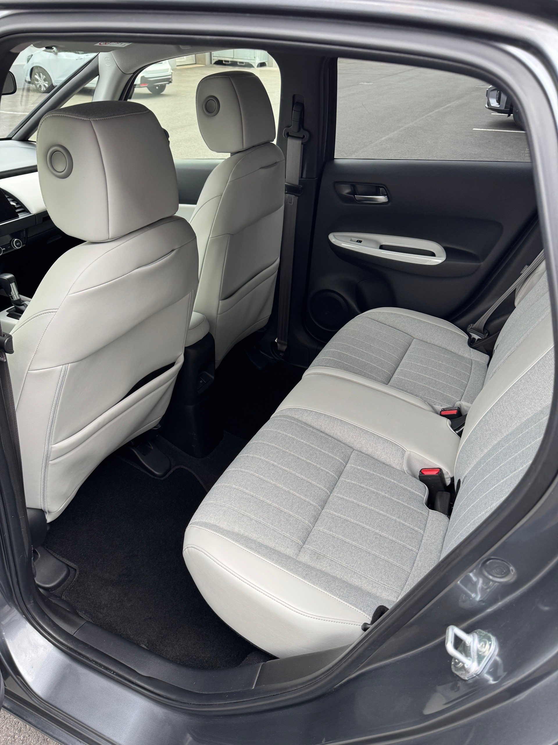 HONDA Jazz 1.5i-MMD Executive E-CVT-image-11