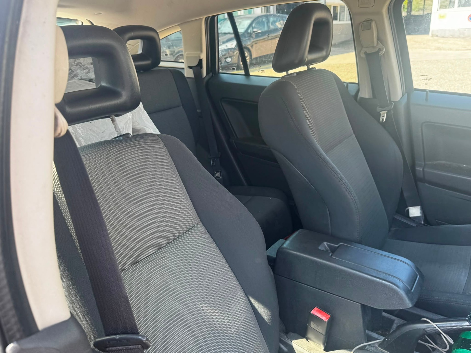 DODGE Caliber 1.8 SXT-image-9