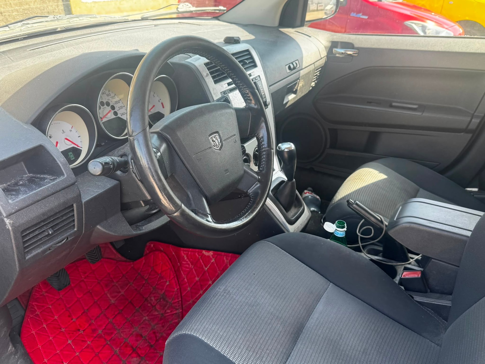 DODGE Caliber 1.8 SXT-image-10