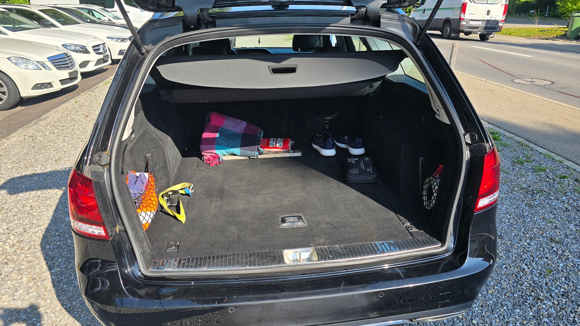 MERCEDES-BENZ E 250 BlueTEC 4Matic 7G-Tronic-image-4
