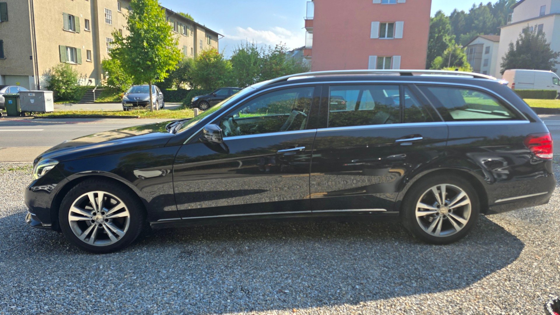 MERCEDES-BENZ E 250 BlueTEC 4Matic 7G-Tronic-image-1