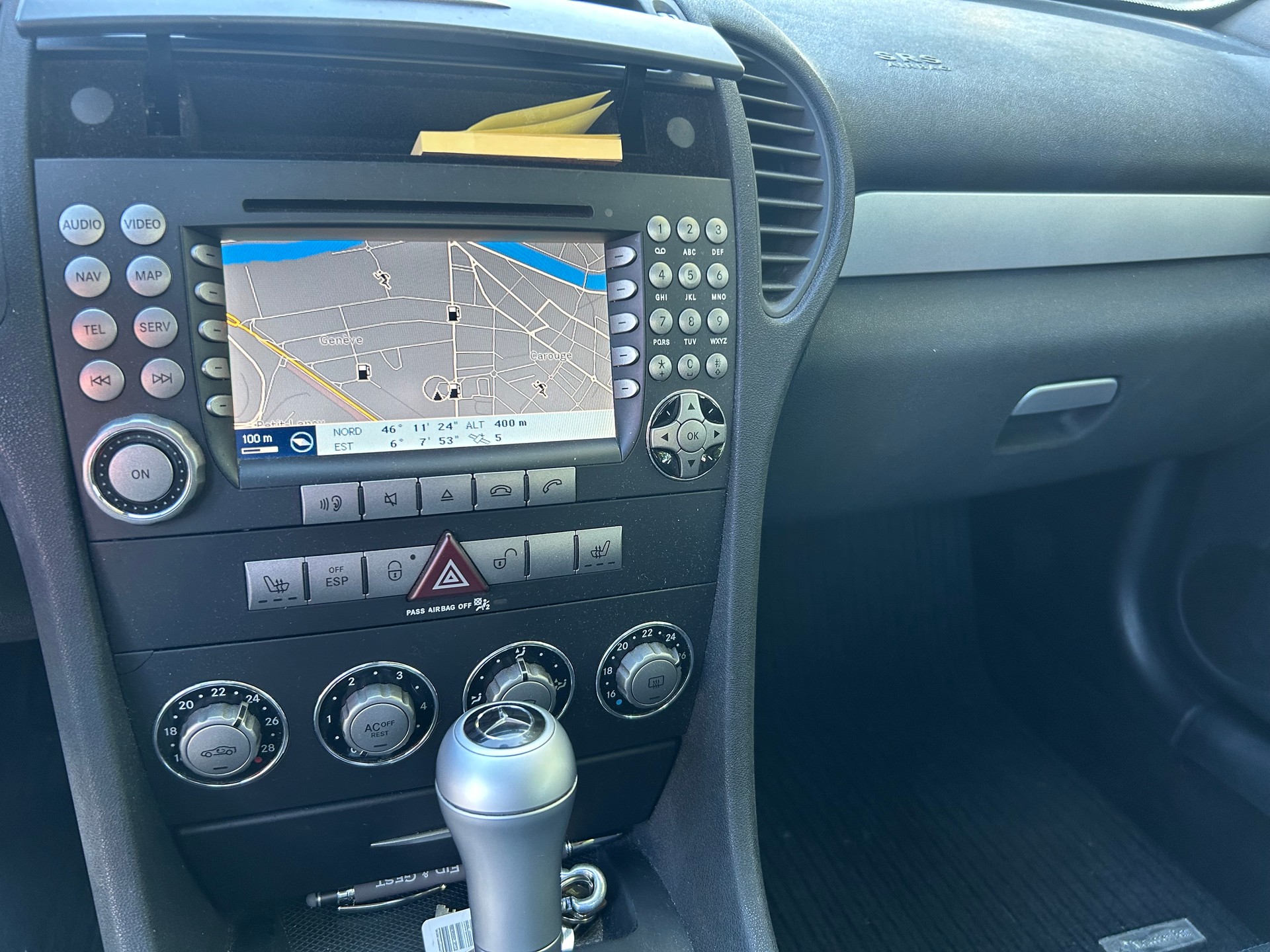 MERCEDES-BENZ SLK 200 Kompressor-image-12