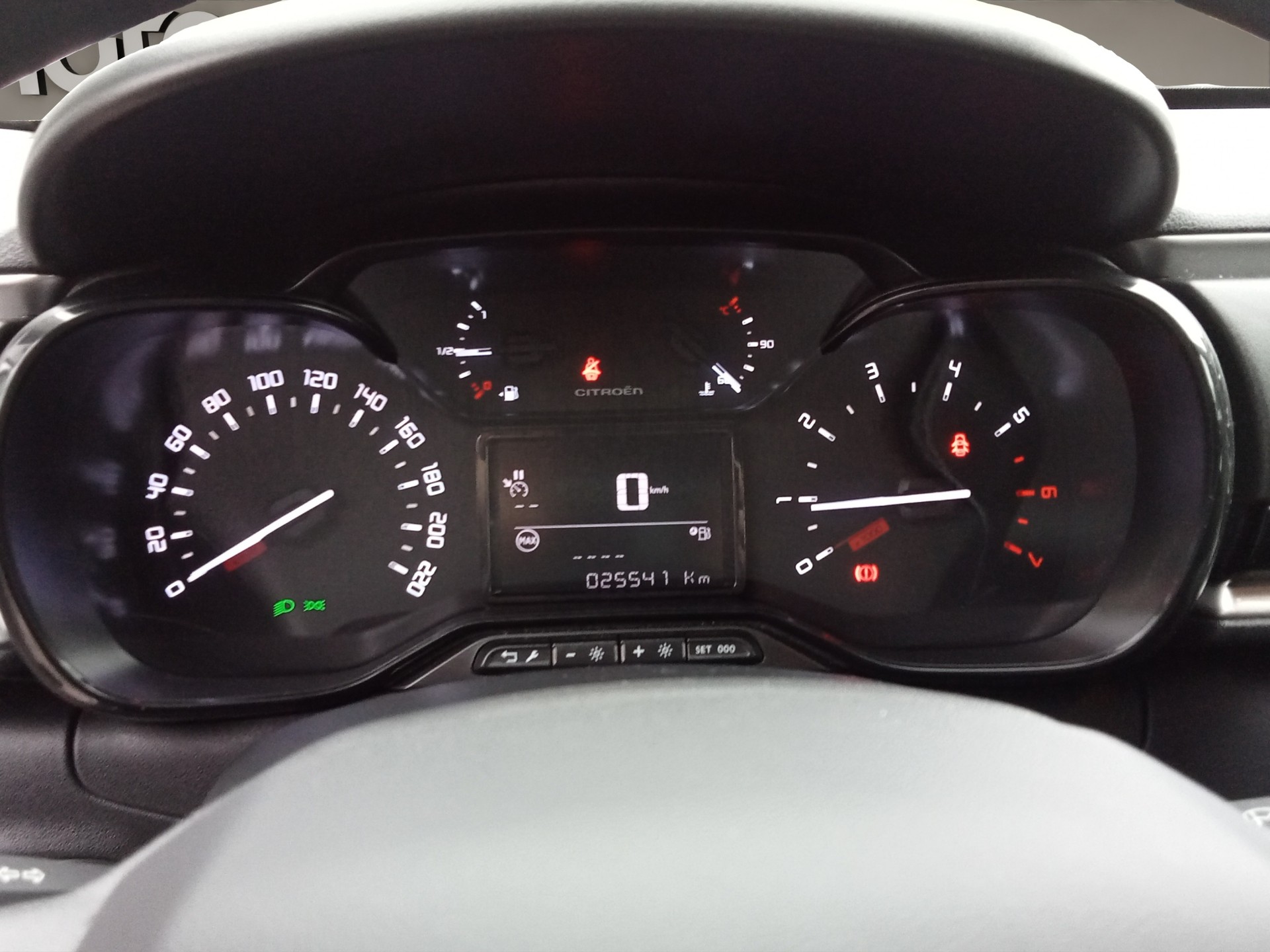 CITROEN C3 1.2i PureTech Swiss Edition-image-14