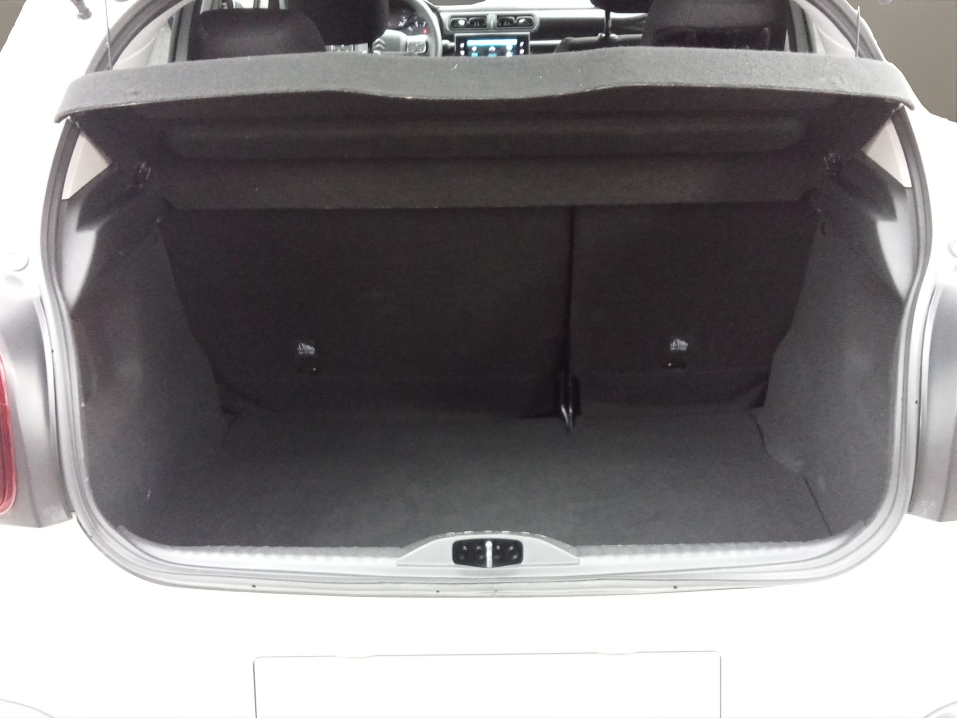 CITROEN C3 1.2i PureTech Swiss Edition-image-13