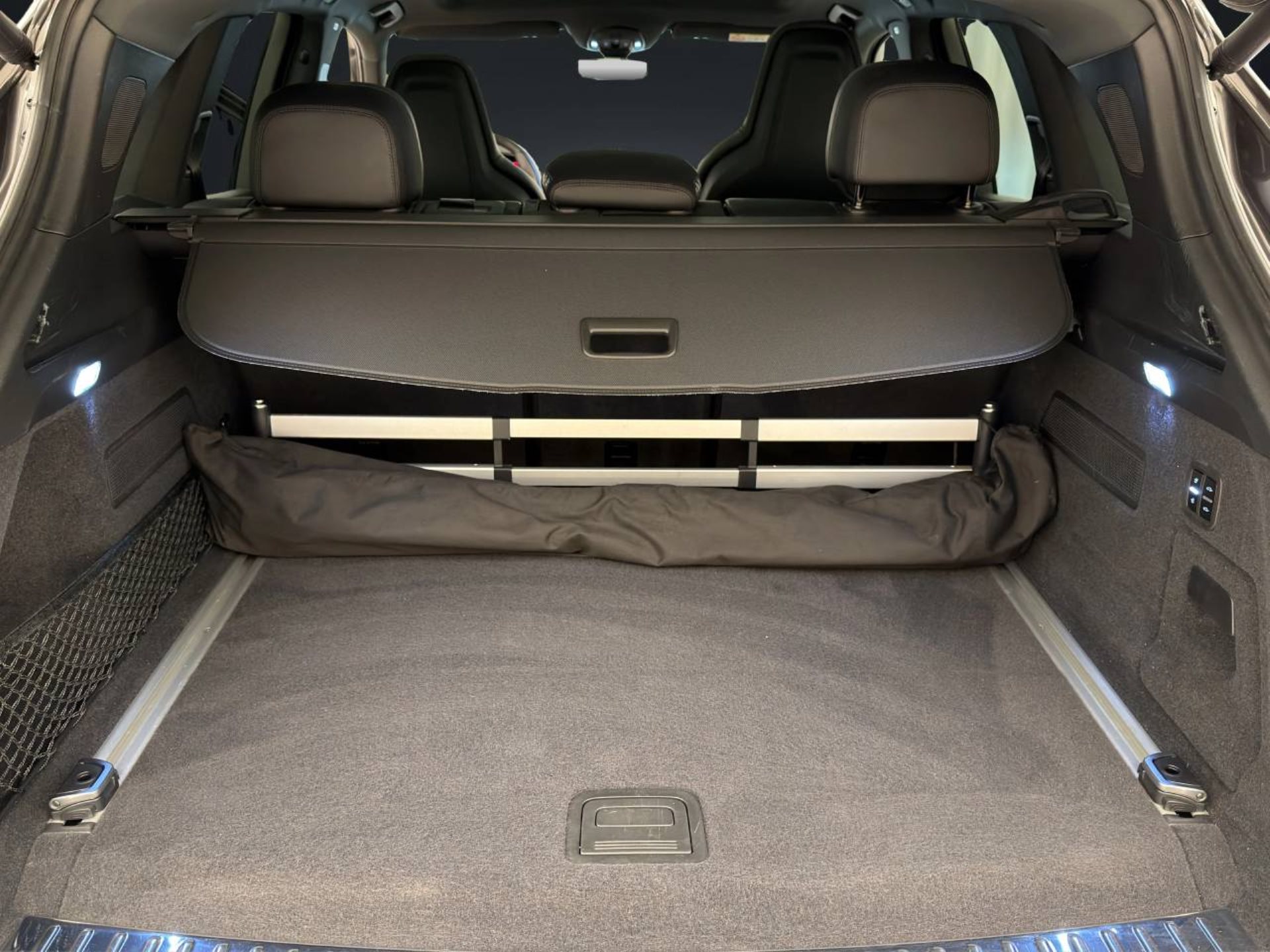 PORSCHE Cayenne S E-Hybrid-image-20