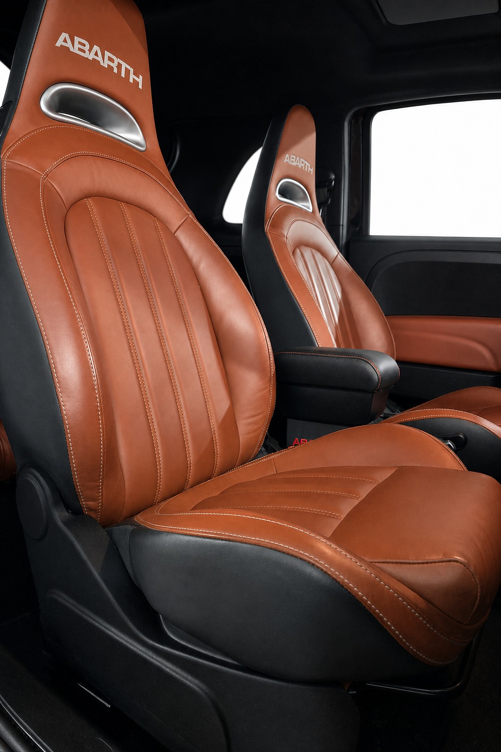 FIAT 595C 1.4 16V Turbo Abarth Turismo-image-11