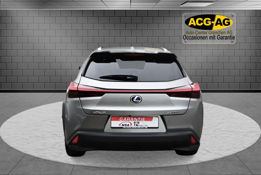 LEXUS UX 300e Excellence Automatic ** Voll-Leder Ausstattung ** Gr-Navi ** RF-Kamera 360° ** Glasschiebedach ** HUD ** Neues Modell-image-4