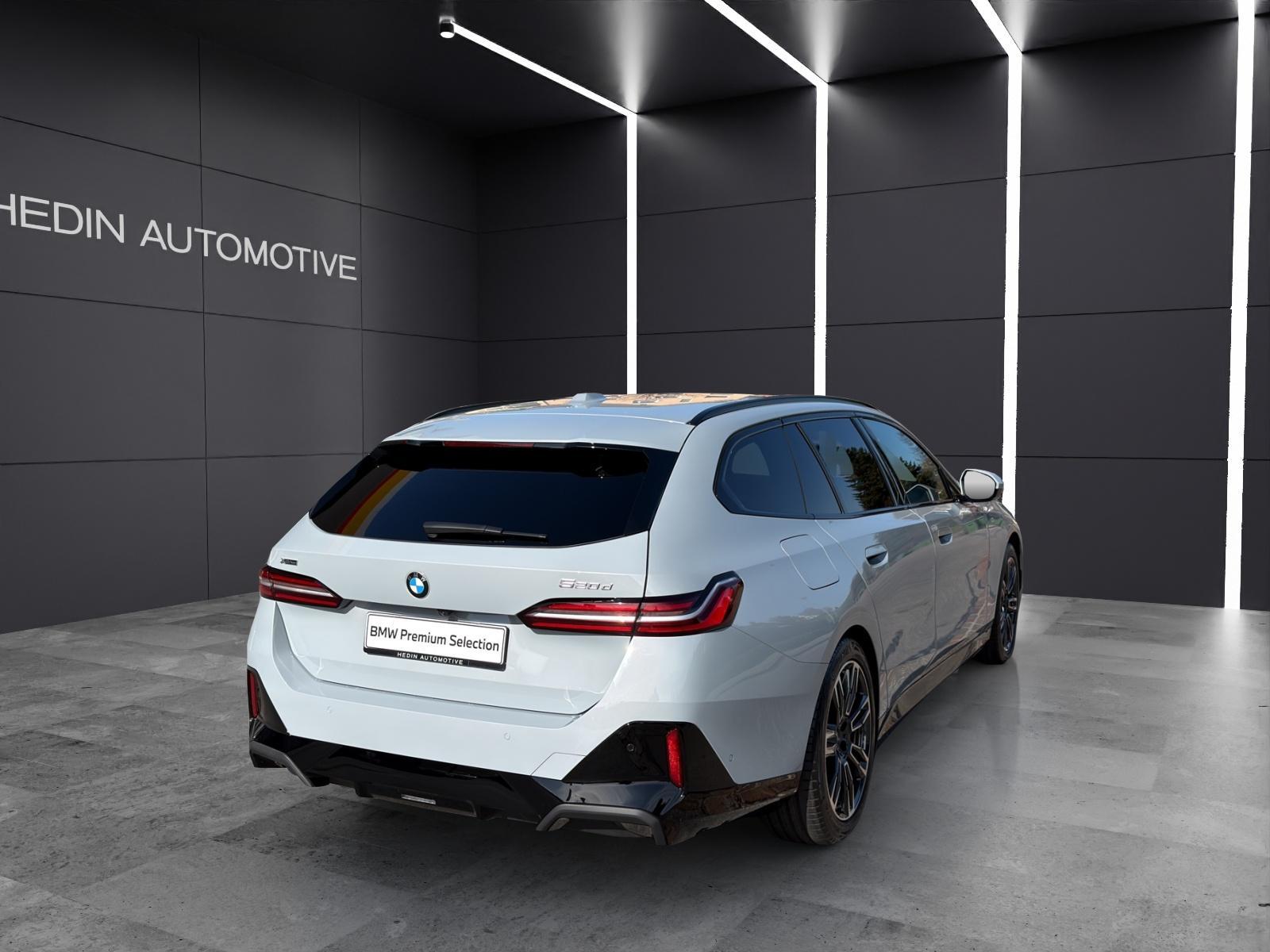 BMW 5er Reihe G61 Touring 520d xDrive-image-15