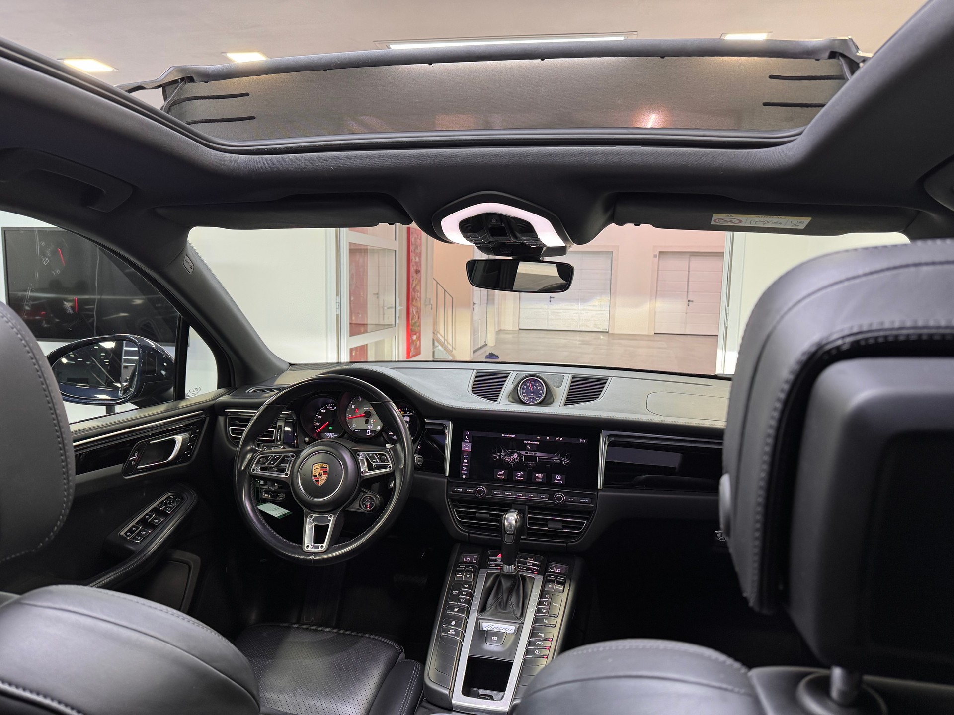PORSCHE Macan S PDK *Panorama / Sport Chrono / 360 Kamera / Bose / CH-Fahrzeug / Matrix LED*-image-13