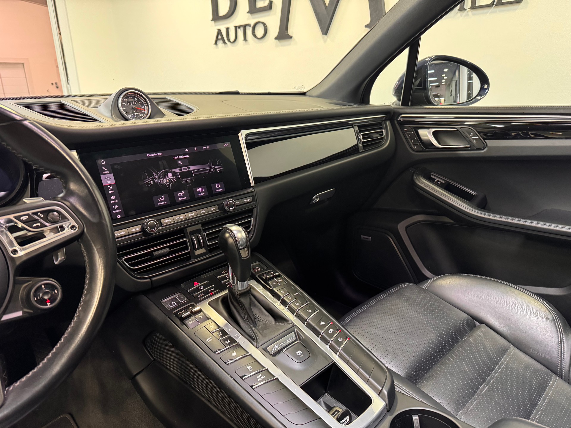 PORSCHE Macan S PDK *Panorama / Sport Chrono / 360 Kamera / Bose / CH-Fahrzeug / Matrix LED*-image-12