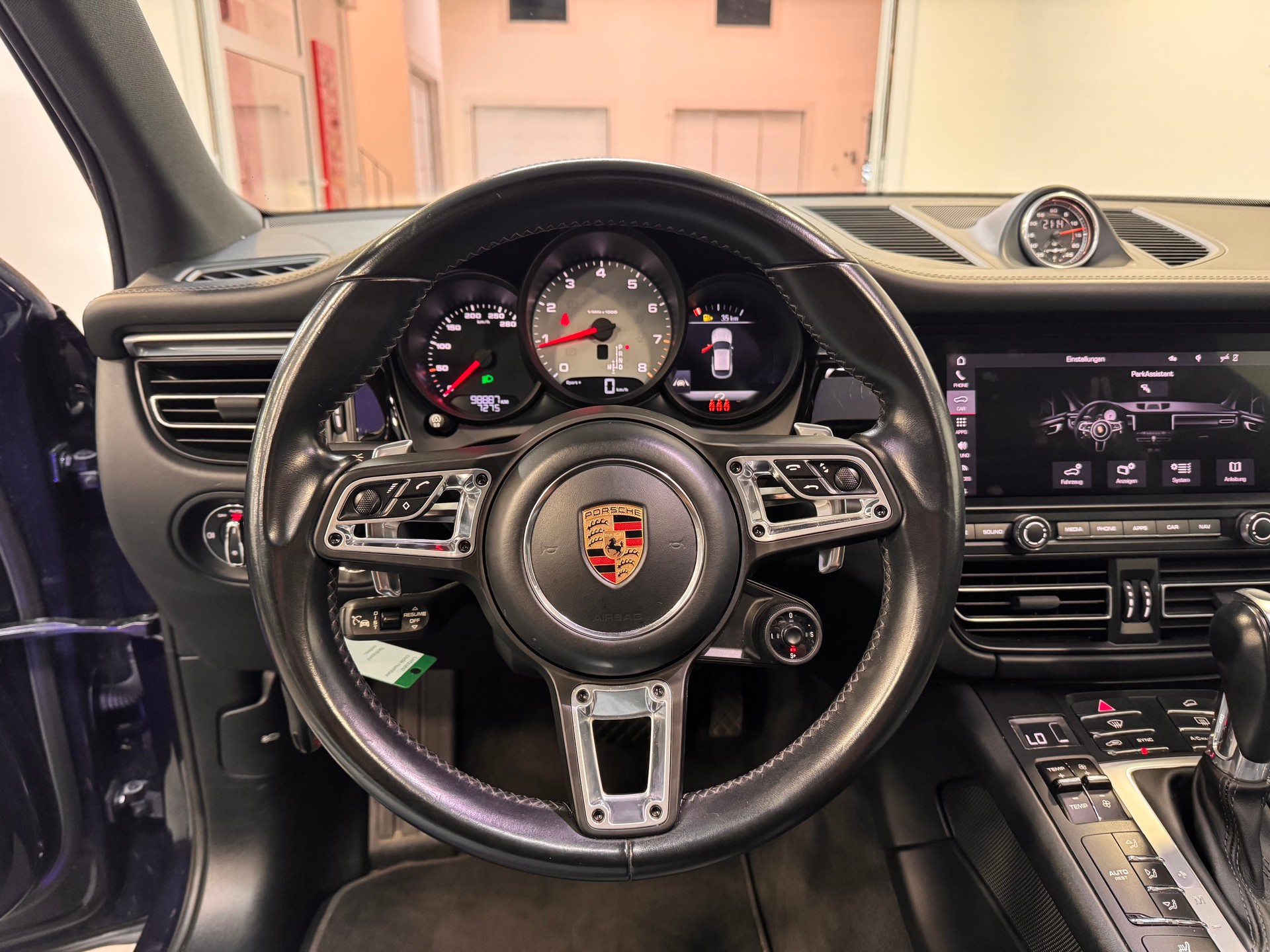 PORSCHE Macan S PDK *Panorama / Sport Chrono / 360 Kamera / Bose / CH-Fahrzeug / Matrix LED*-image-11