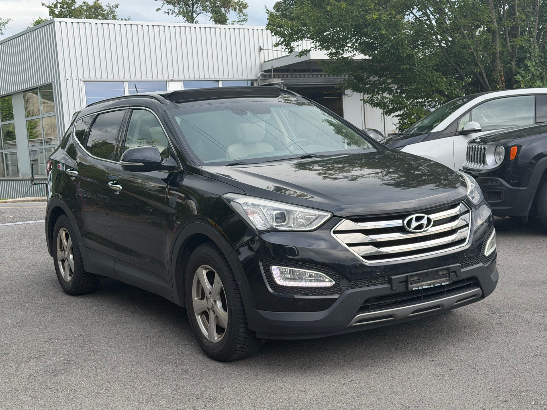 HYUNDAI Santa Fe 2.2 CRDI Premium 4WD Automatic-image-0