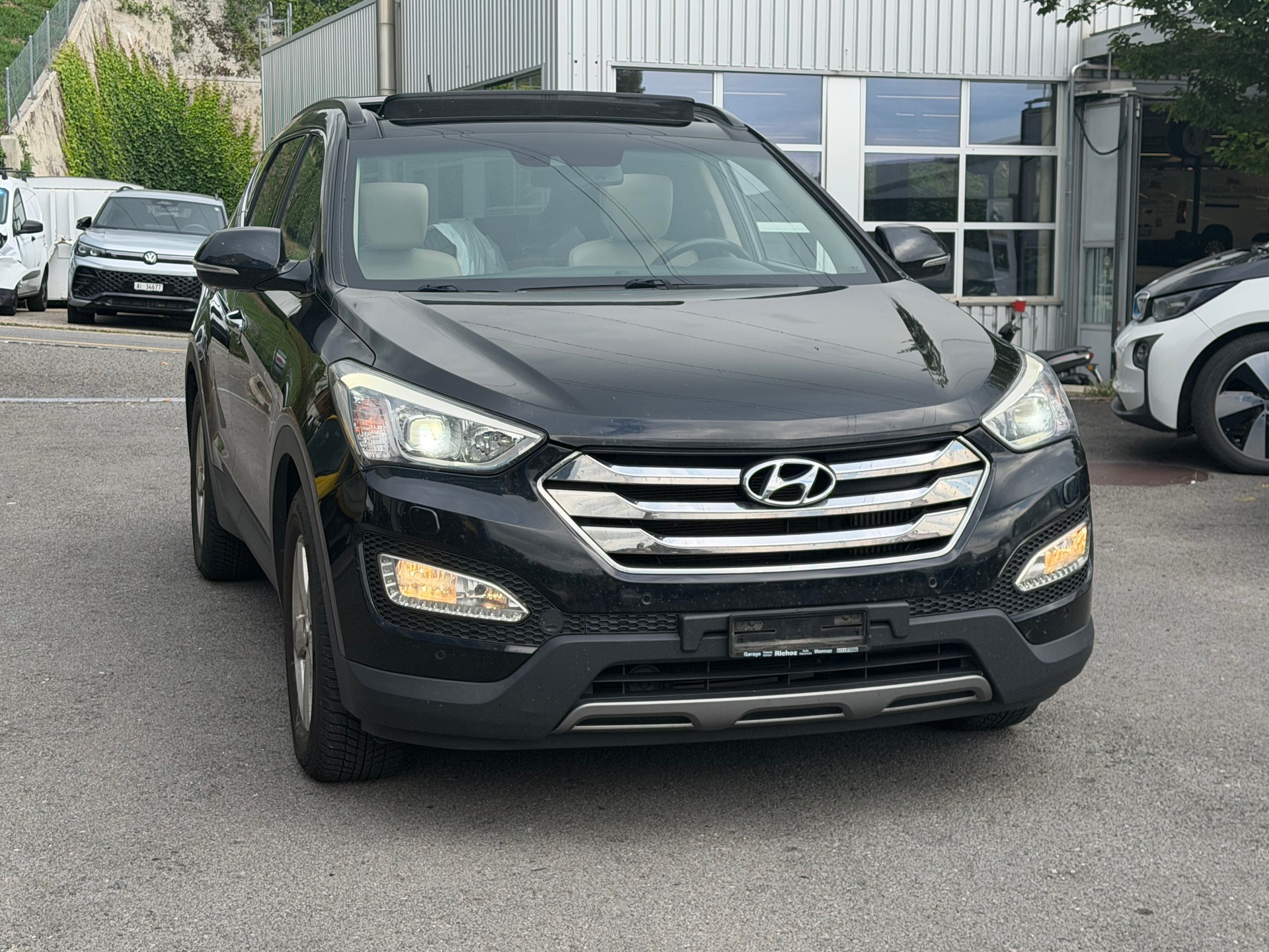 HYUNDAI Santa Fe 2.2 CRDI Premium 4WD Automatic-image-7