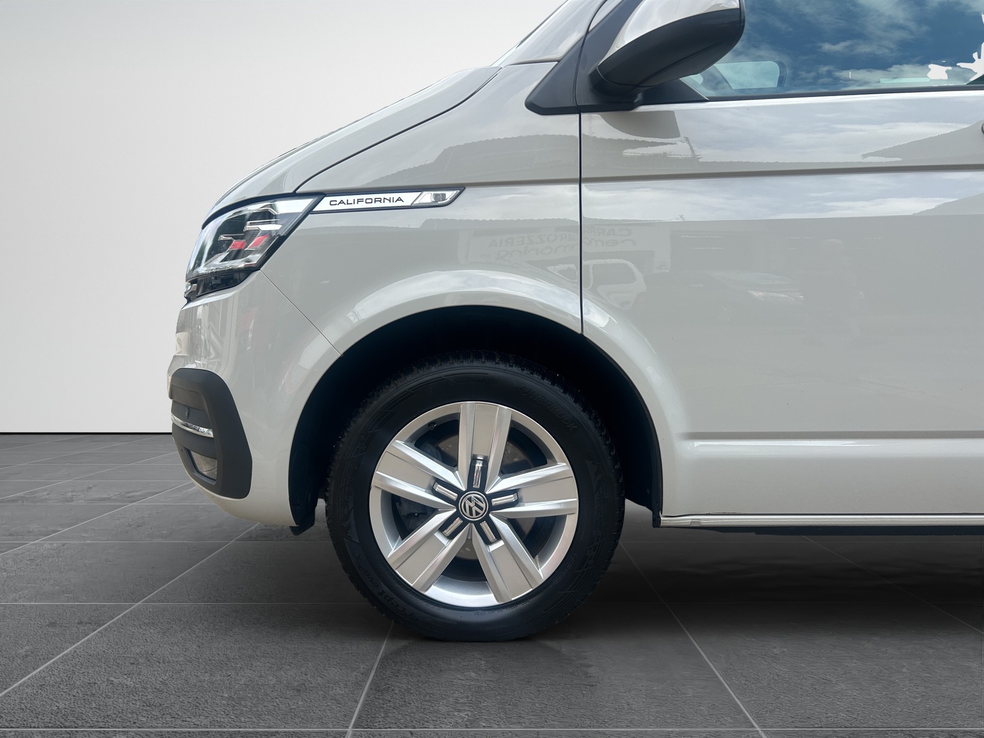 VW T6.1 California 2.0 TDI Ocean Liberty DSG-image-5