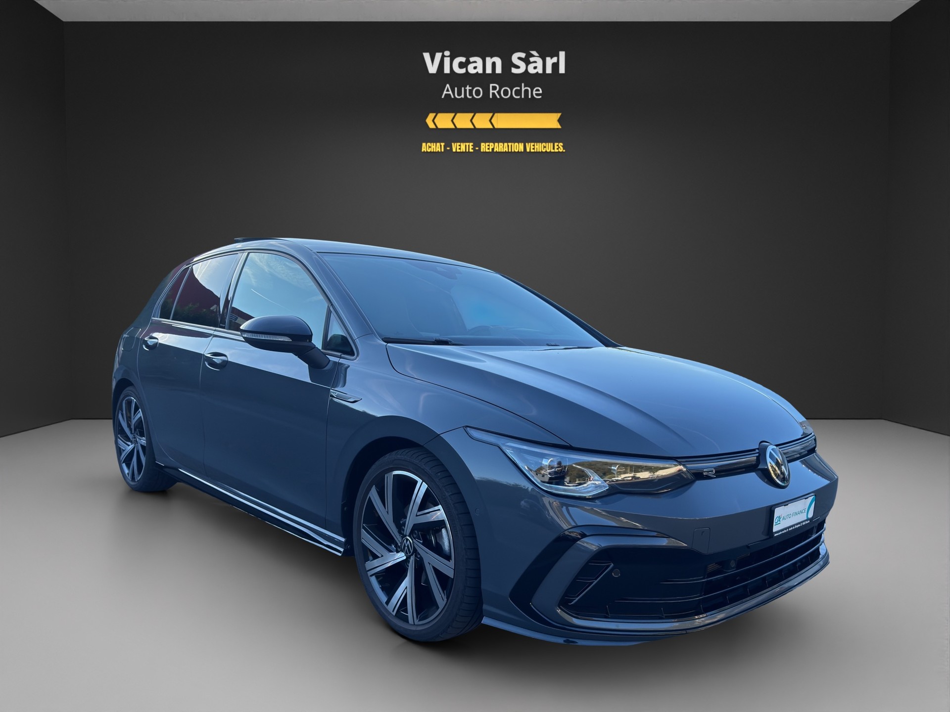 VW Golf 1.5 eTSI mHEV ACT R-Line DSG-image-2