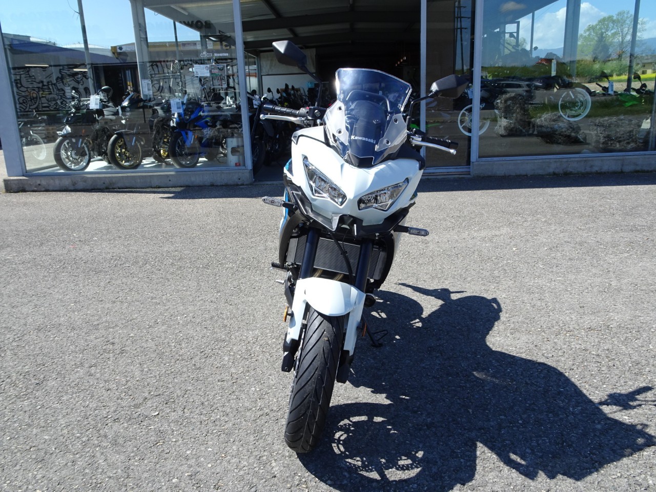 KAWASAKI Versys 650 (35kW)-showroom-element-2
