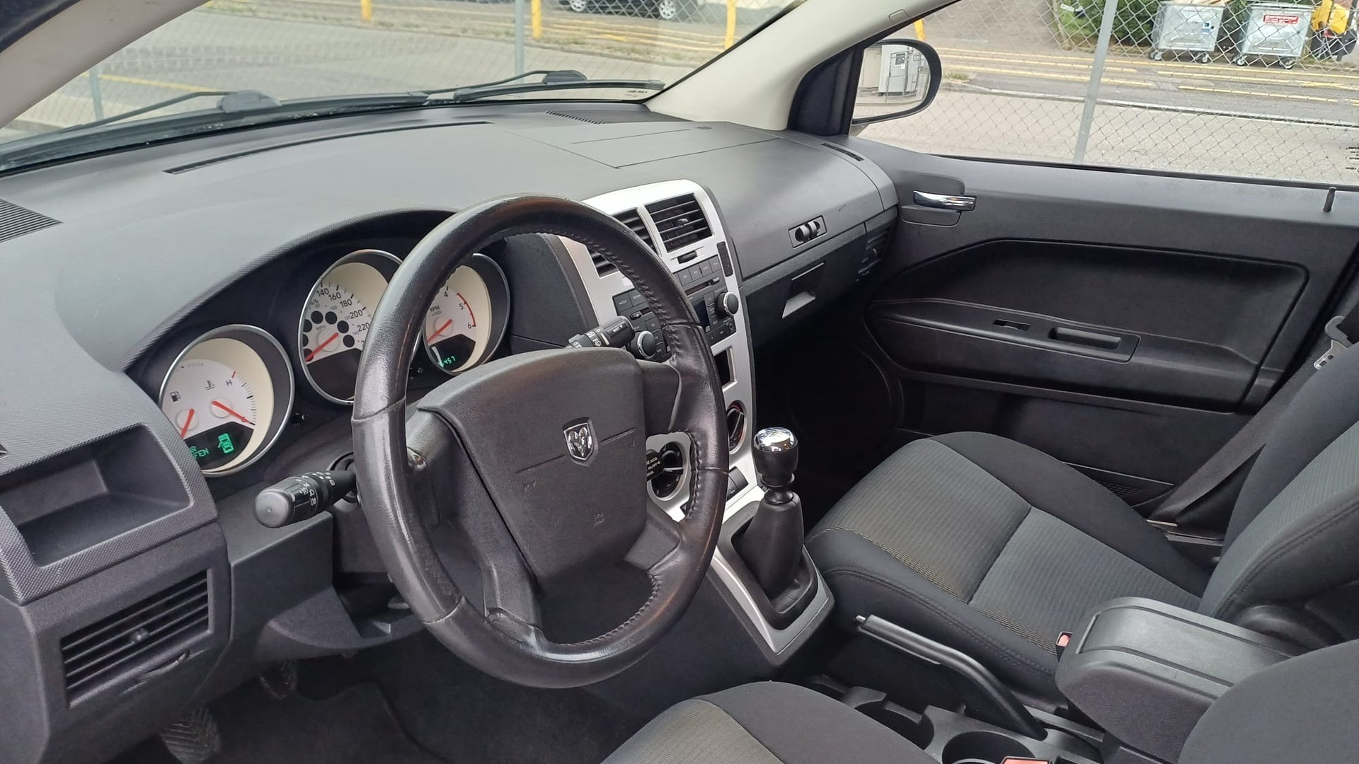 DODGE Caliber 2.0 CRD SXT-image-8