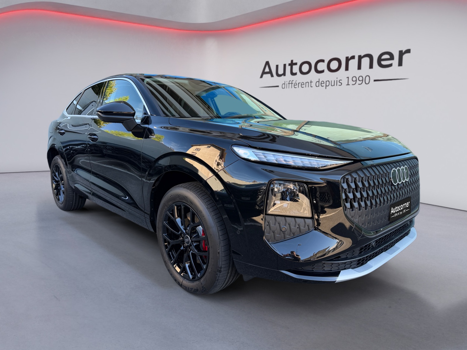 AUDI Q3 Sportback e-hybrid 200 kW S tronig-image-0