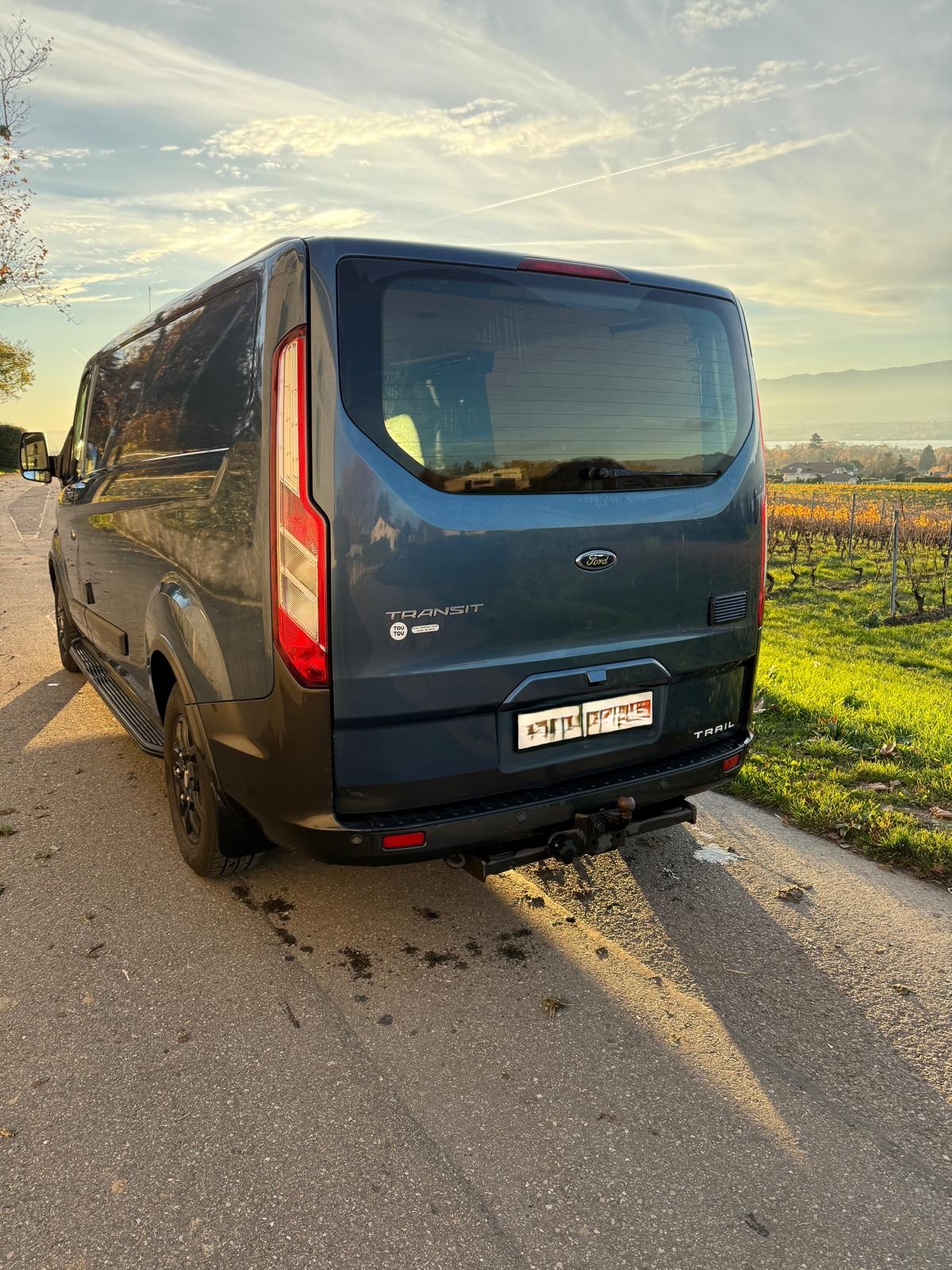 FORD TRANSIT CUSTOM-image-1