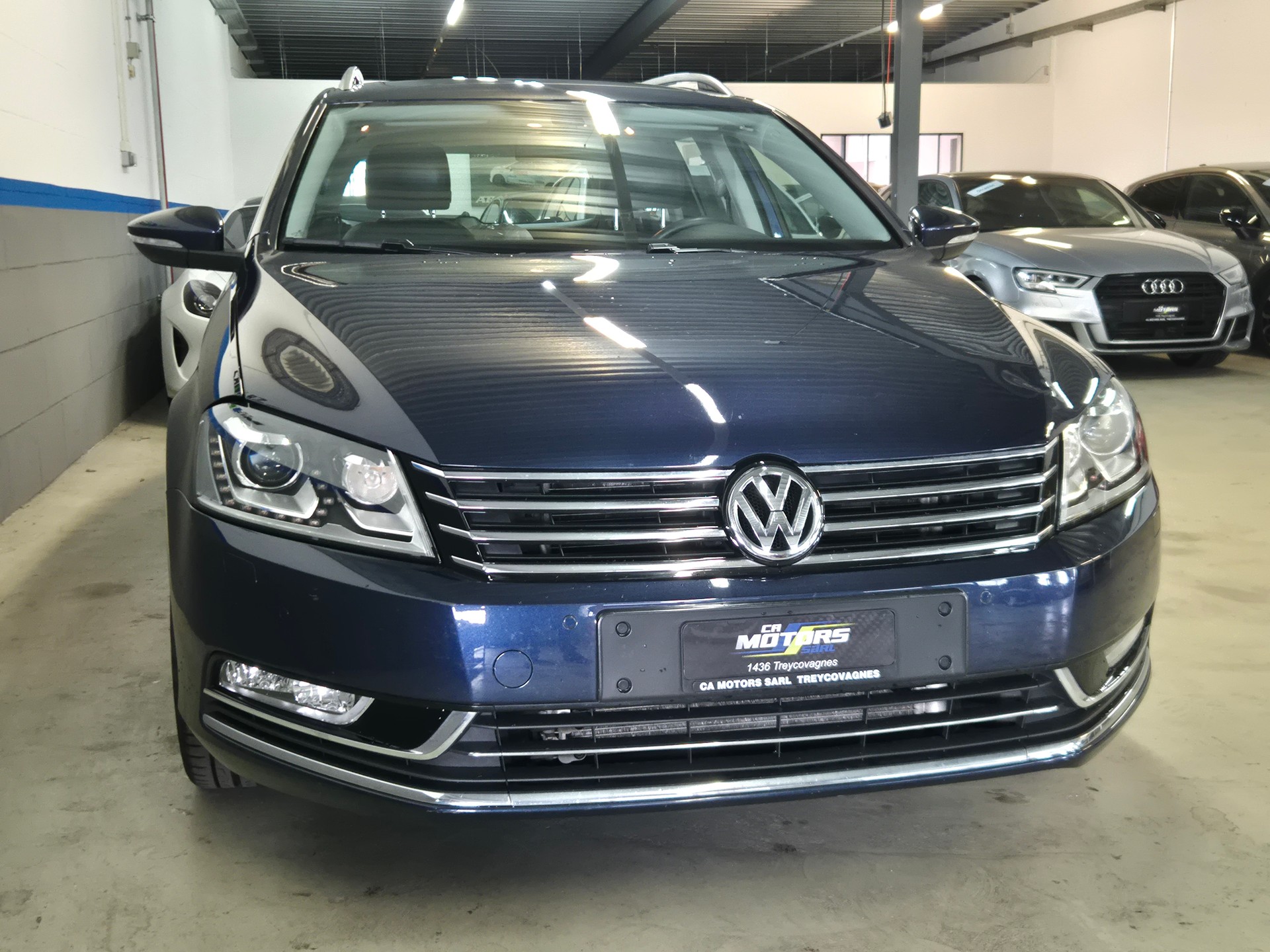 VW Passat Variant 1.8 TSI Highline DSG-image-2