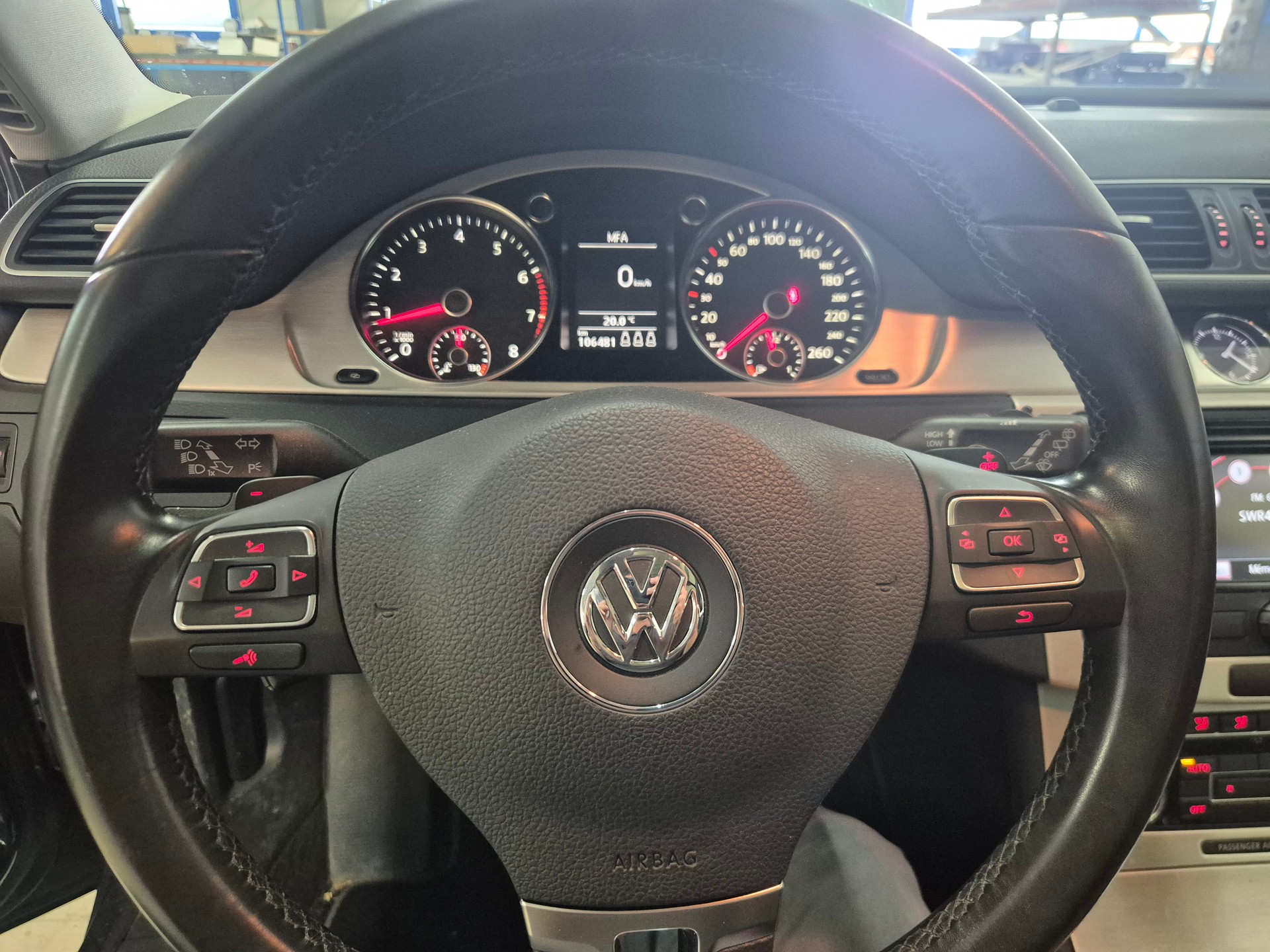 VW Passat Variant 1.8 TSI Highline DSG-image-10