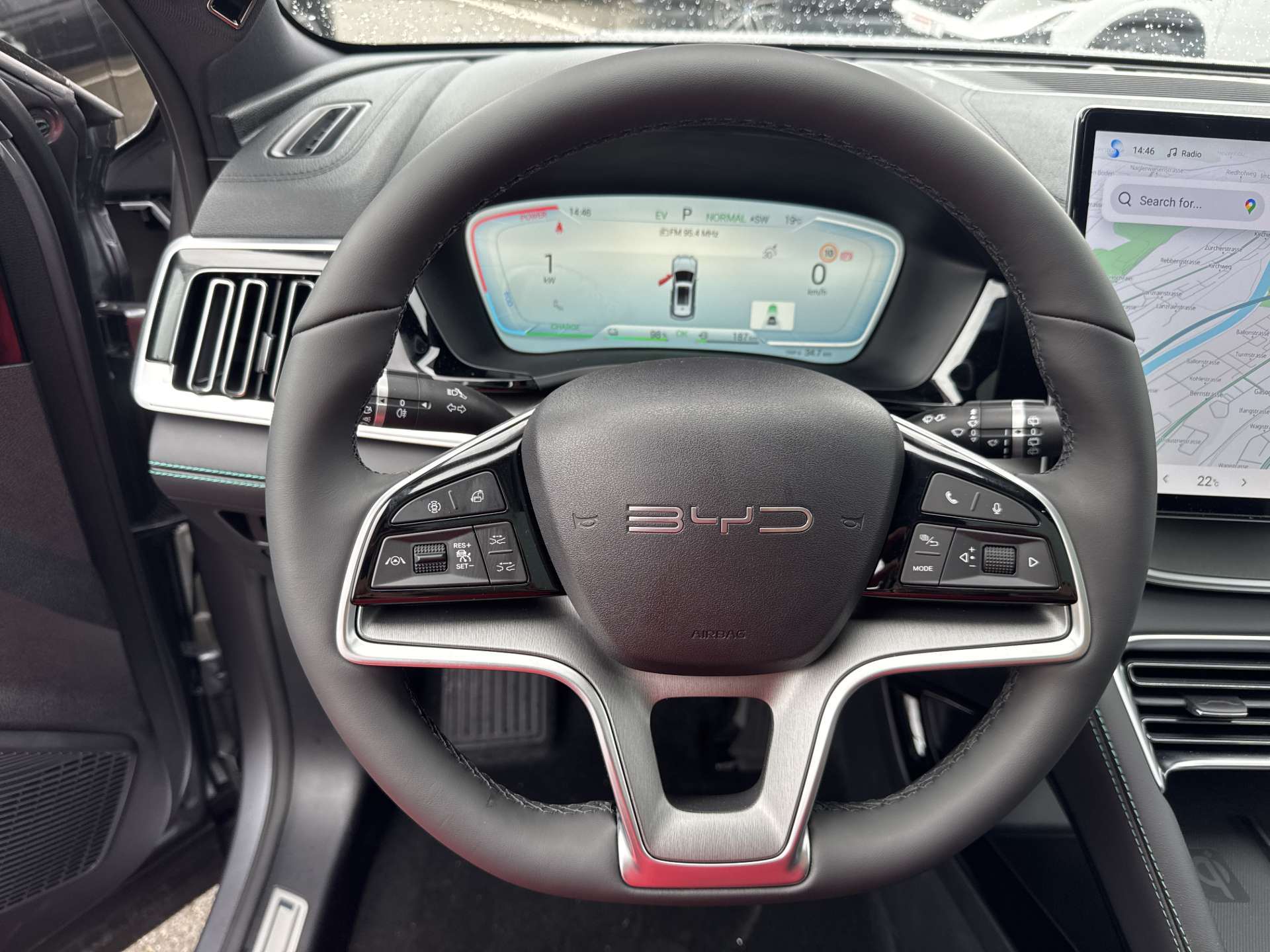 BYD Seal U DM-i Design AWD 324PS Automat-image-14