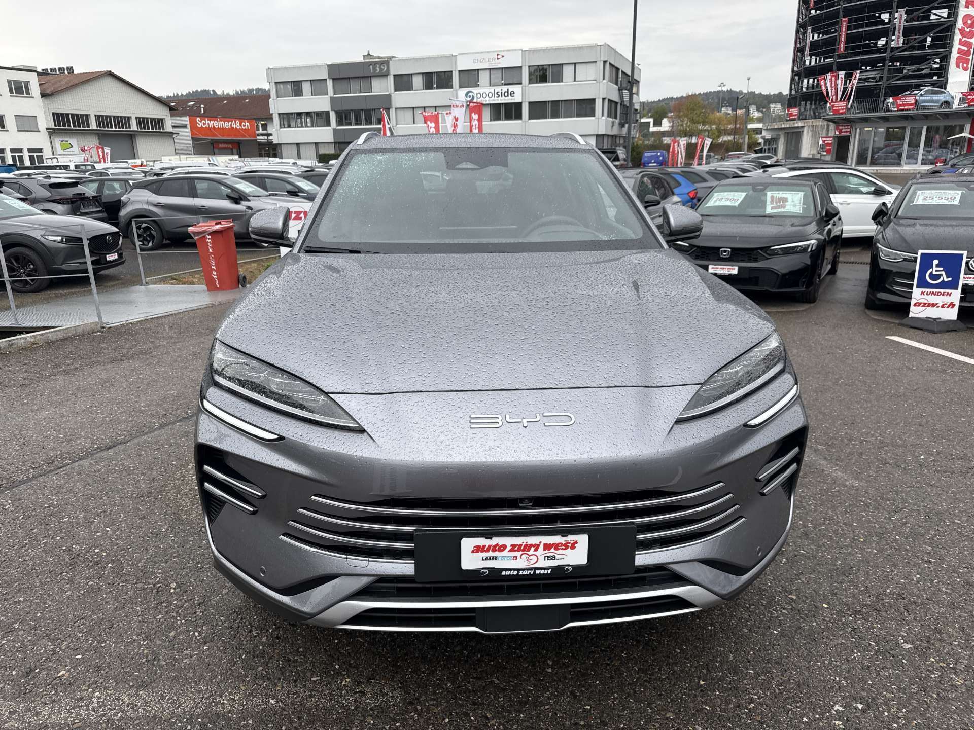 BYD Seal U DM-i Design AWD 324PS Automat-image-12