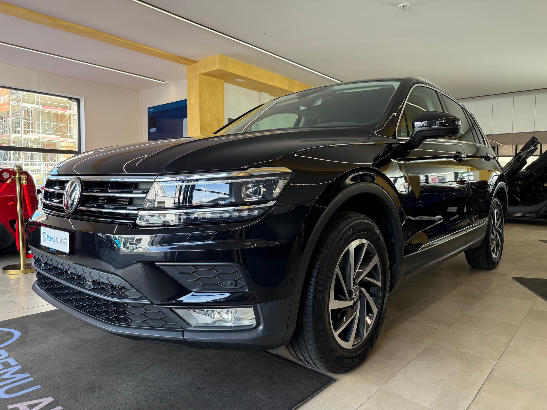 VW Tiguan 2.0TSI Comfortline 4Motion DSG-image-7