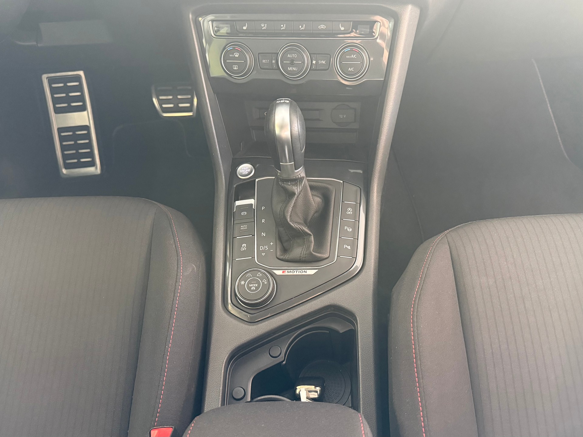 VW Tiguan 2.0TSI Comfortline 4Motion DSG-image-13