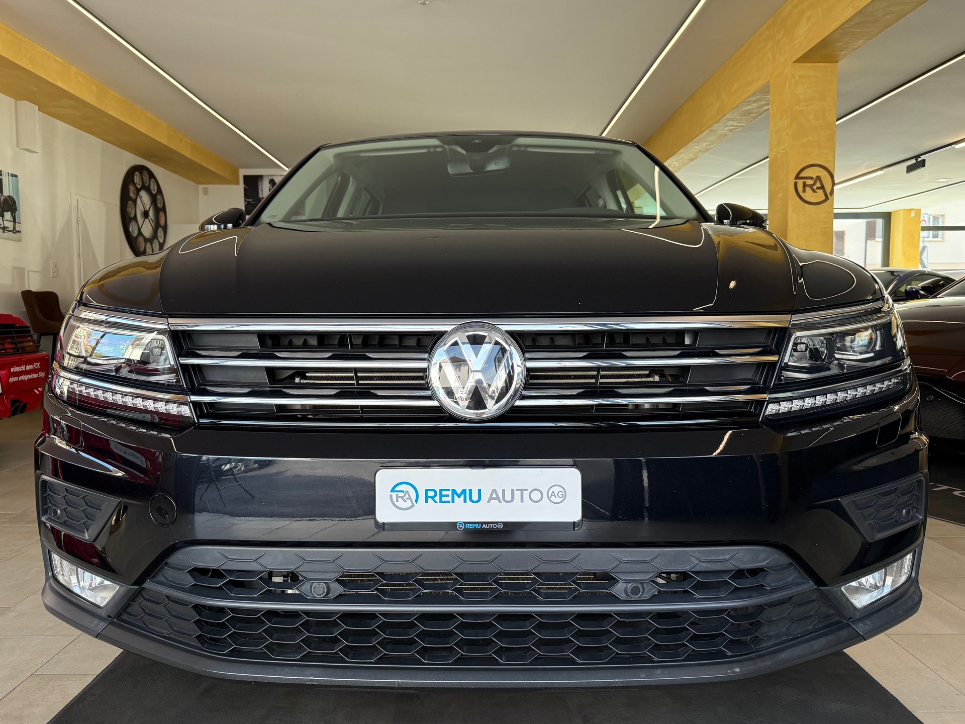 VW Tiguan 2.0TSI Comfortline 4Motion DSG-image-8