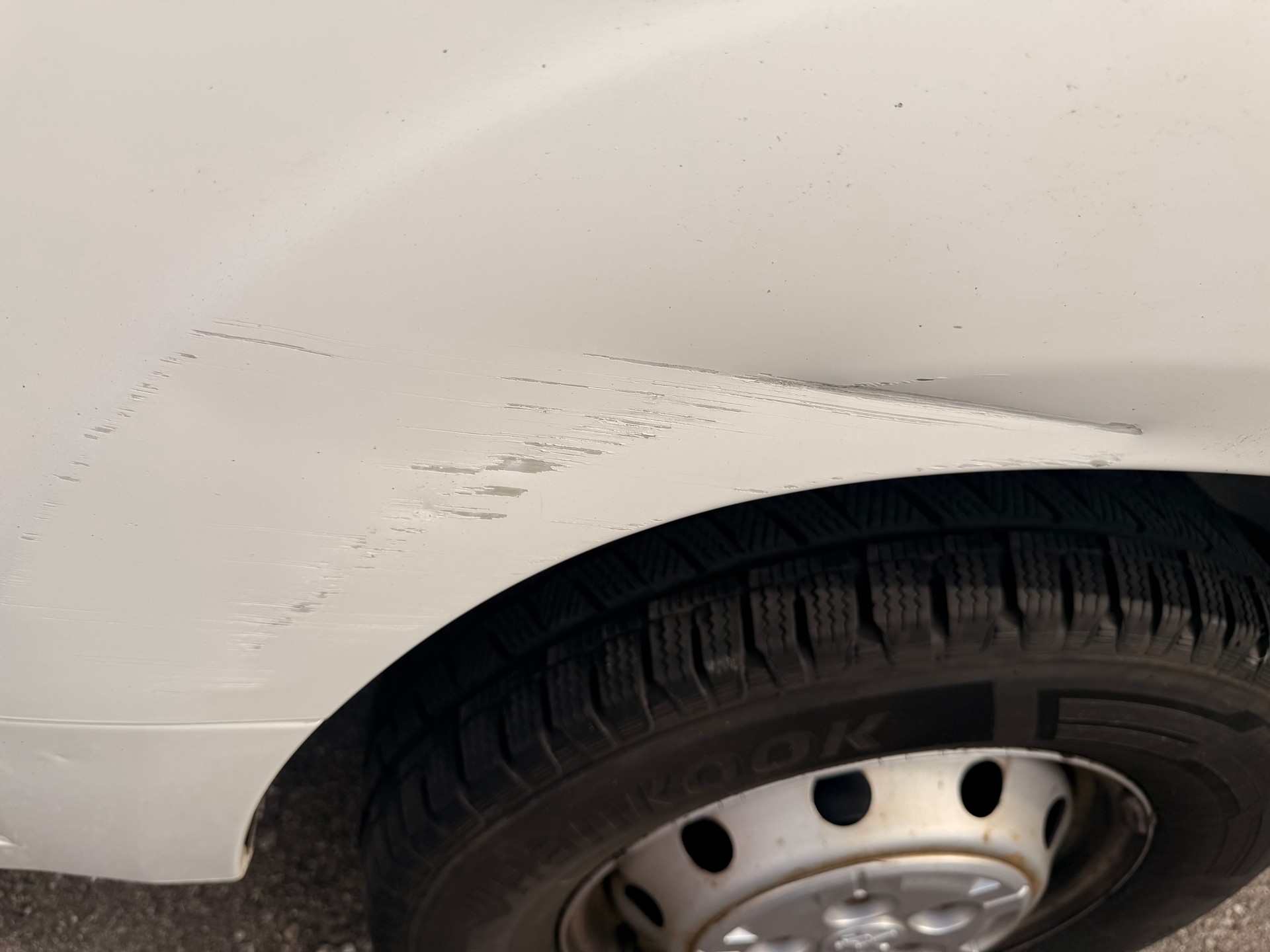 PEUGEOT Boxer 2.2 HDI 335 Pro L2H2-image-10