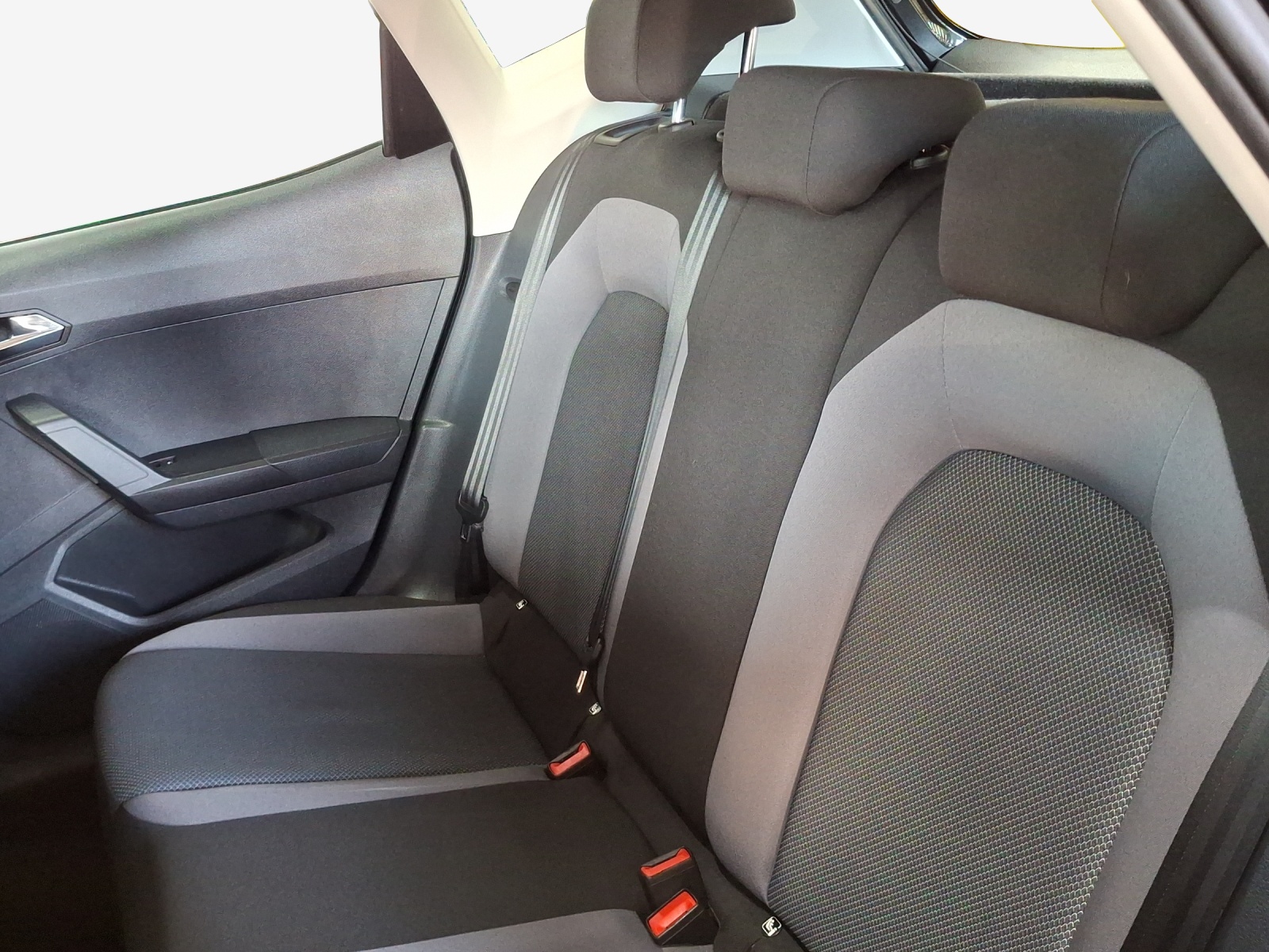 SEAT Arona 1.0 TSI Eco Style-image-11