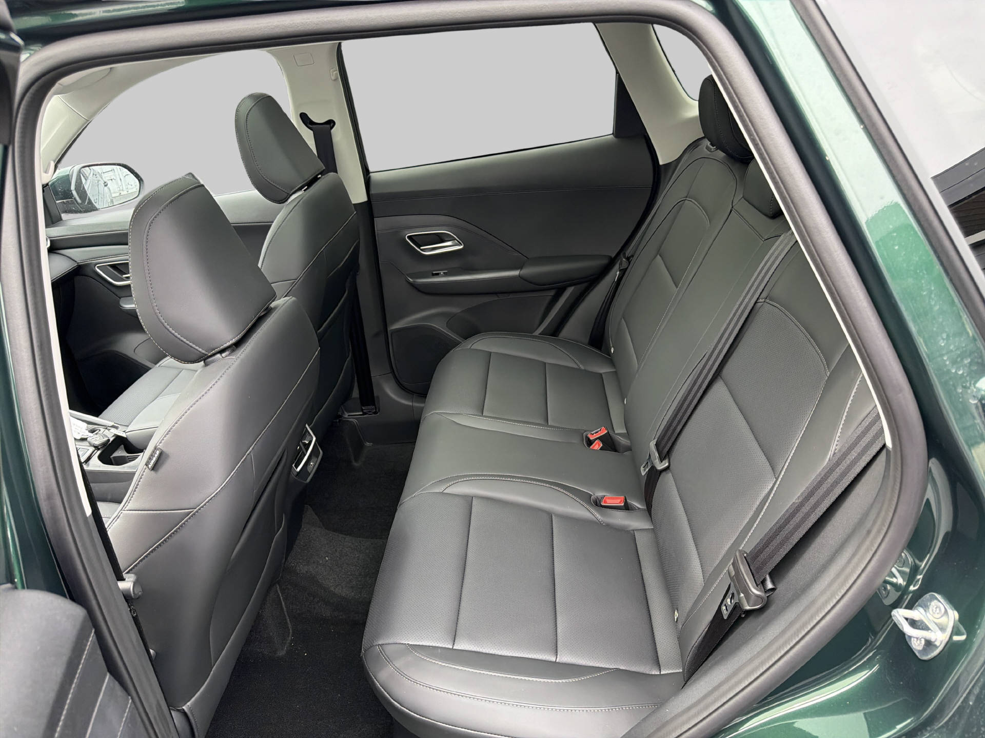 MG ZS 1.5 Hybrid+ Luxury-image-9